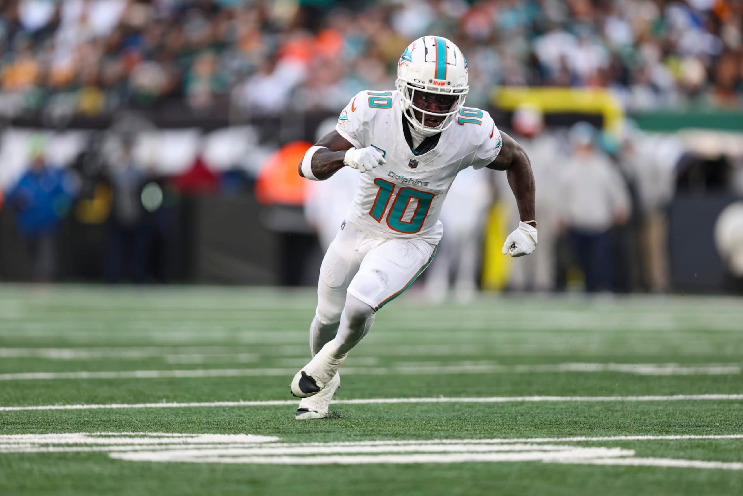 EAST RUTHERFORD, NJ - NOVEMBER 24: Tyreek Hill #10 of the Miami Dolphins runs a route during an NFL football game against the New York Jets at MetLife Stadium on November 24, 2023 in East Rutherford, New Jersey. (Photo by Perry Knotts/Getty Images)