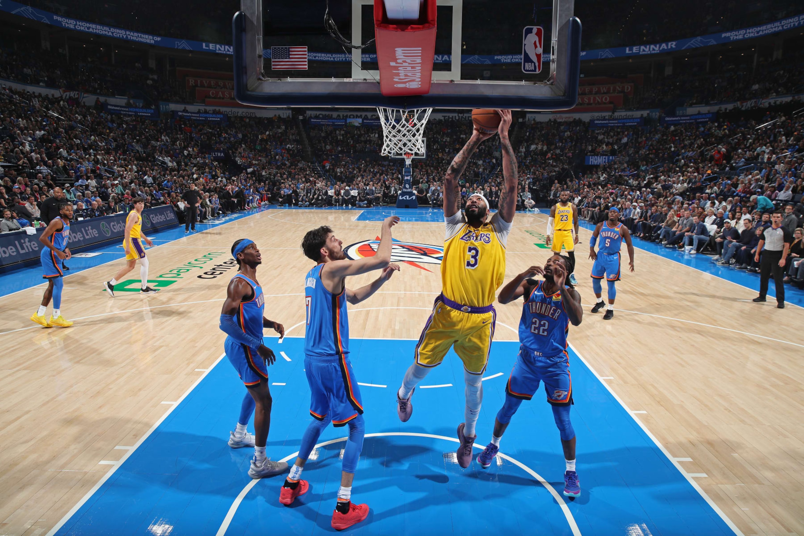 OKLAHOMA CITY, OK - NOVEMBER 30: Anthony Davis #3 of the Los Angeles Lakers drives to the basket during the game against the Oklahoma City Thunder on November 30, 2023 at Paycom Arena in Oklahoma City, Oklahoma. NOTE TO USER: User expressly acknowledges and agrees that, by downloading and or using this photograph, User is consenting to the terms and conditions of the Getty Images License Agreement. Mandatory Copyright Notice: Copyright 2023 NBAE (Photo by Zach Beeker/NBAE via Getty Images)