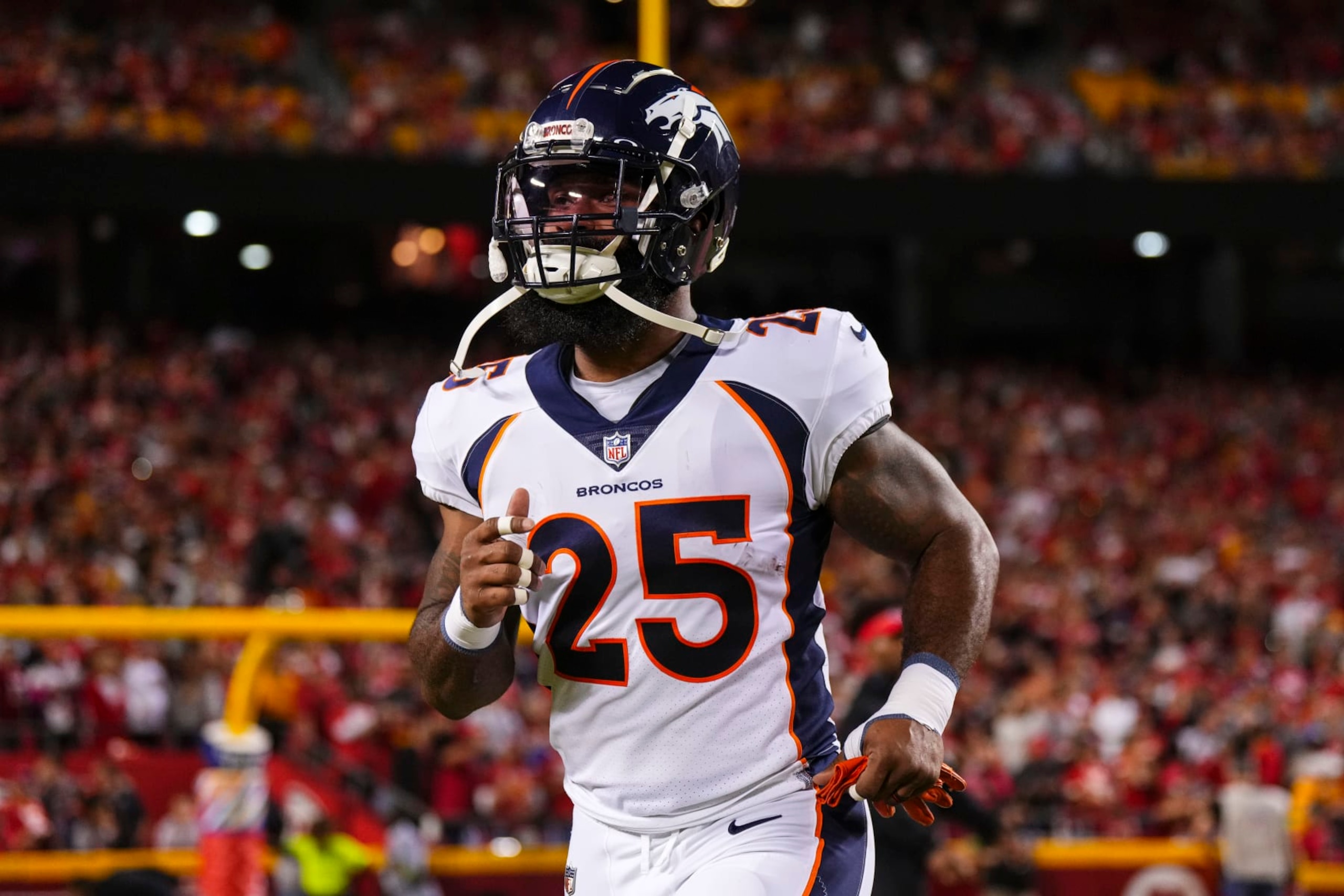 Broncos RB Samaje Perine