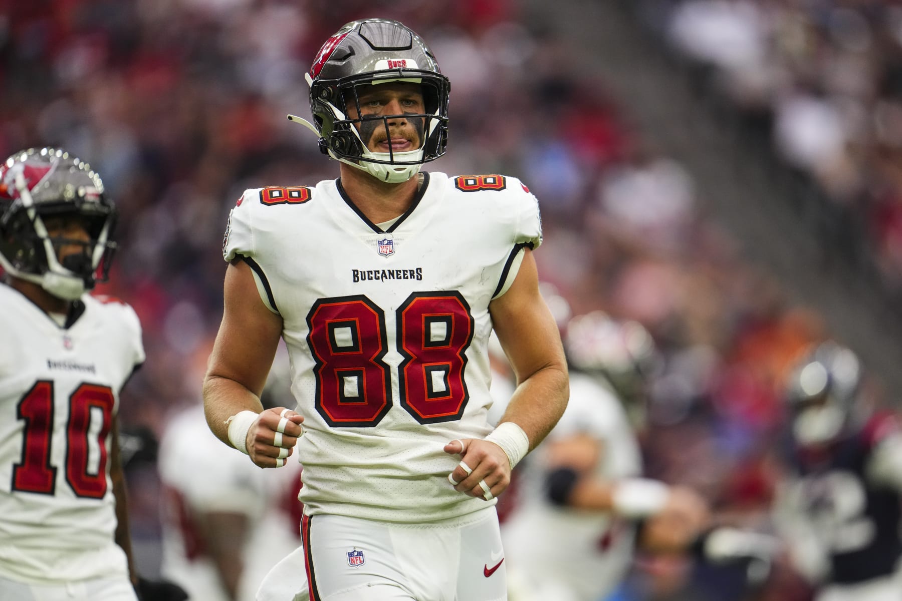 Buccaneers TE Cade Otton