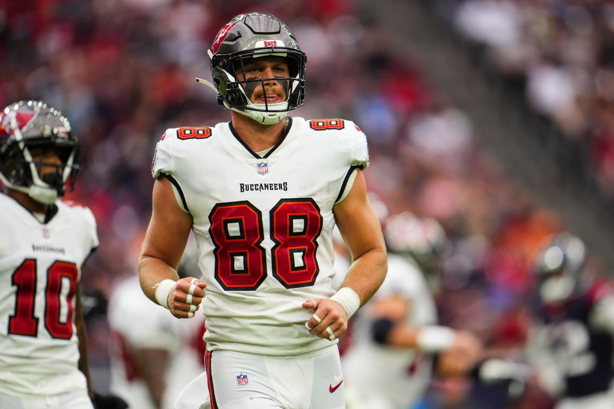 Buccaneers TE Cade Otton