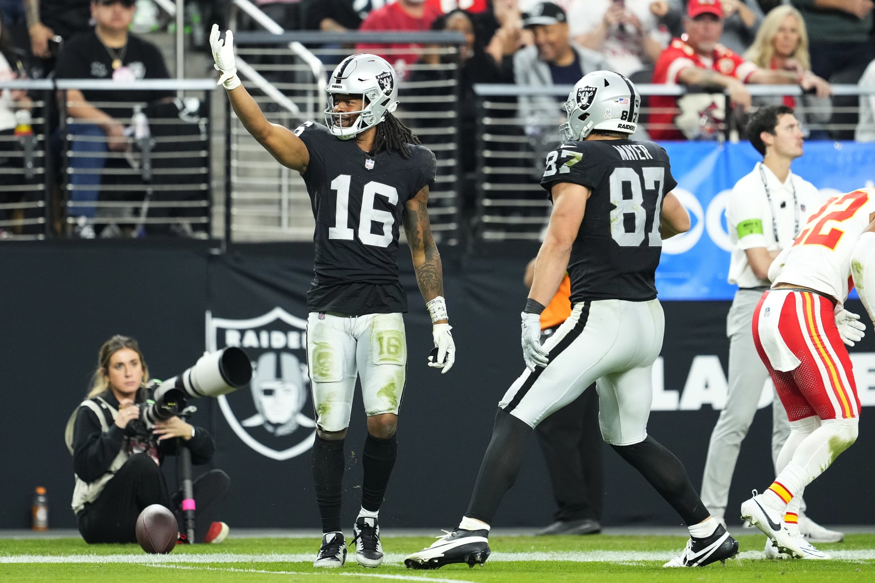LAS VEGAS, NEVADA - NOVEMBER 26: Jakobi Meyers #16 of the Las Vegas Raiders reacts after catch for a first down during the third quarter of a game against the Kansas City Chiefs at Allegiant Stadium on November 26, 2023 in Las Vegas, Nevada. (Photo by Jeff Bottari/Getty Images)