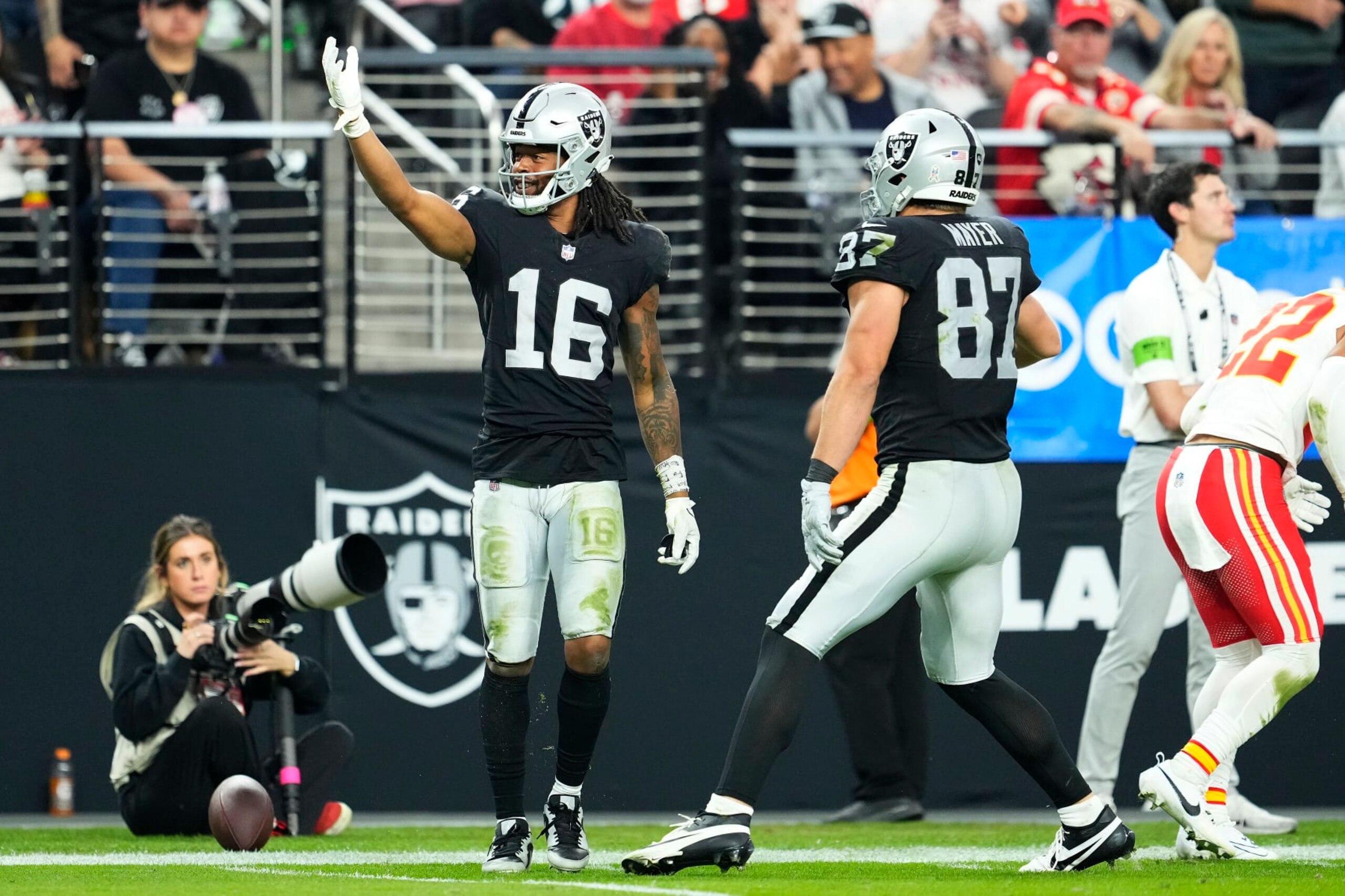 LAS VEGAS, NEVADA - NOVEMBER 26: Jakobi Meyers #16 of the Las Vegas Raiders reacts after catch for a first down during the third quarter of a game against the Kansas City Chiefs at Allegiant Stadium on November 26, 2023 in Las Vegas, Nevada. (Photo by Jeff Bottari/Getty Images) LAS VEGAS, NEVADA - NOVEMBER 26: Jakobi Meyers #16 of the Las Vegas Raiders reacts after catch for a first down during the third quarter of a game against the Kansas City Chiefs at Allegiant Stadium on November 26, 2023 in Las Vegas, Nevada. (Photo by Jeff Bottari/Getty Images)