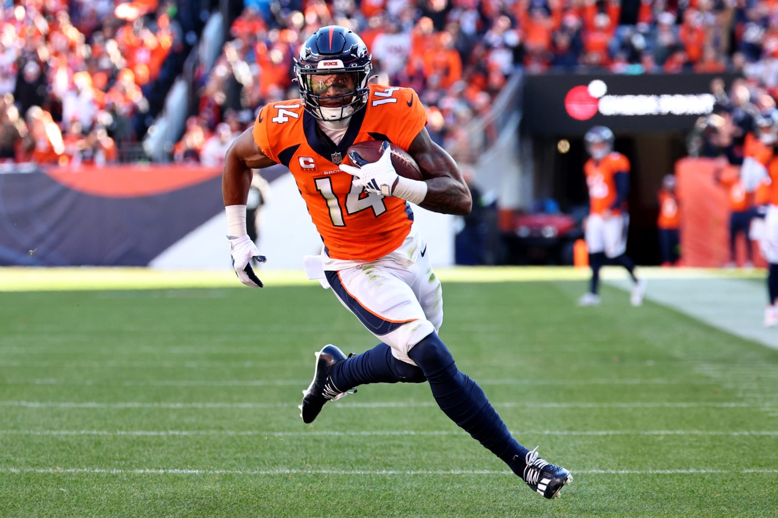DENVER, COLORADO - NOVEMBER 26: Courtland Sutton #14 of the Denver Broncos makes a catch against the Cleveland Browns at Empower Field At Mile High on November 26, 2023 in Denver, Colorado. (Photo by Jamie Schwaberow/Getty Images) DENVER, COLORADO - NOVEMBER 26: Courtland Sutton #14 of the Denver Broncos makes a catch against the Cleveland Browns at Empower Field At Mile High on November 26, 2023 in Denver, Colorado. (Photo by Jamie Schwaberow/Getty Images)