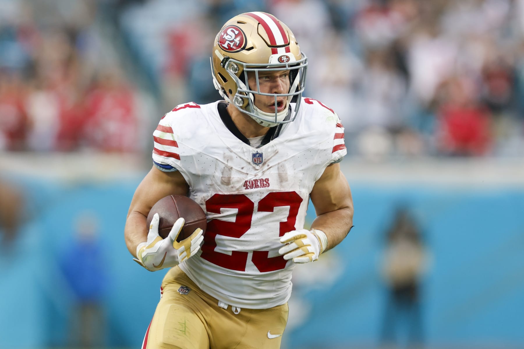 JACKSONVILLE, FL - NOVEMBER 12: San Francisco 49ers running back Christian McCaffrey (23) runs with the ball during the game between the San Francisco 49ers and theJacksonville Jaguars on November 12, 2023 at  EverBank Stadium in Jacksonville, Florida. (Photo by David Rosenblum/Icon Sportswire via Getty Images)