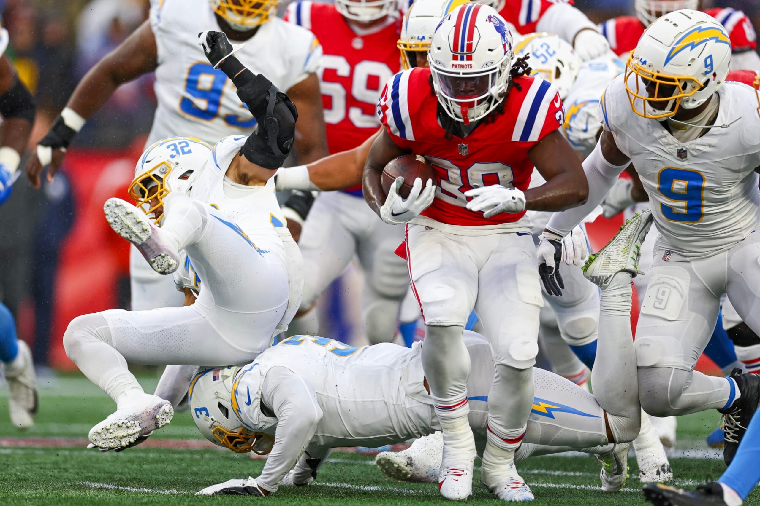 Patriots RB Rhamondre Stevenson run against the Los Angeles Chargers in Week 13