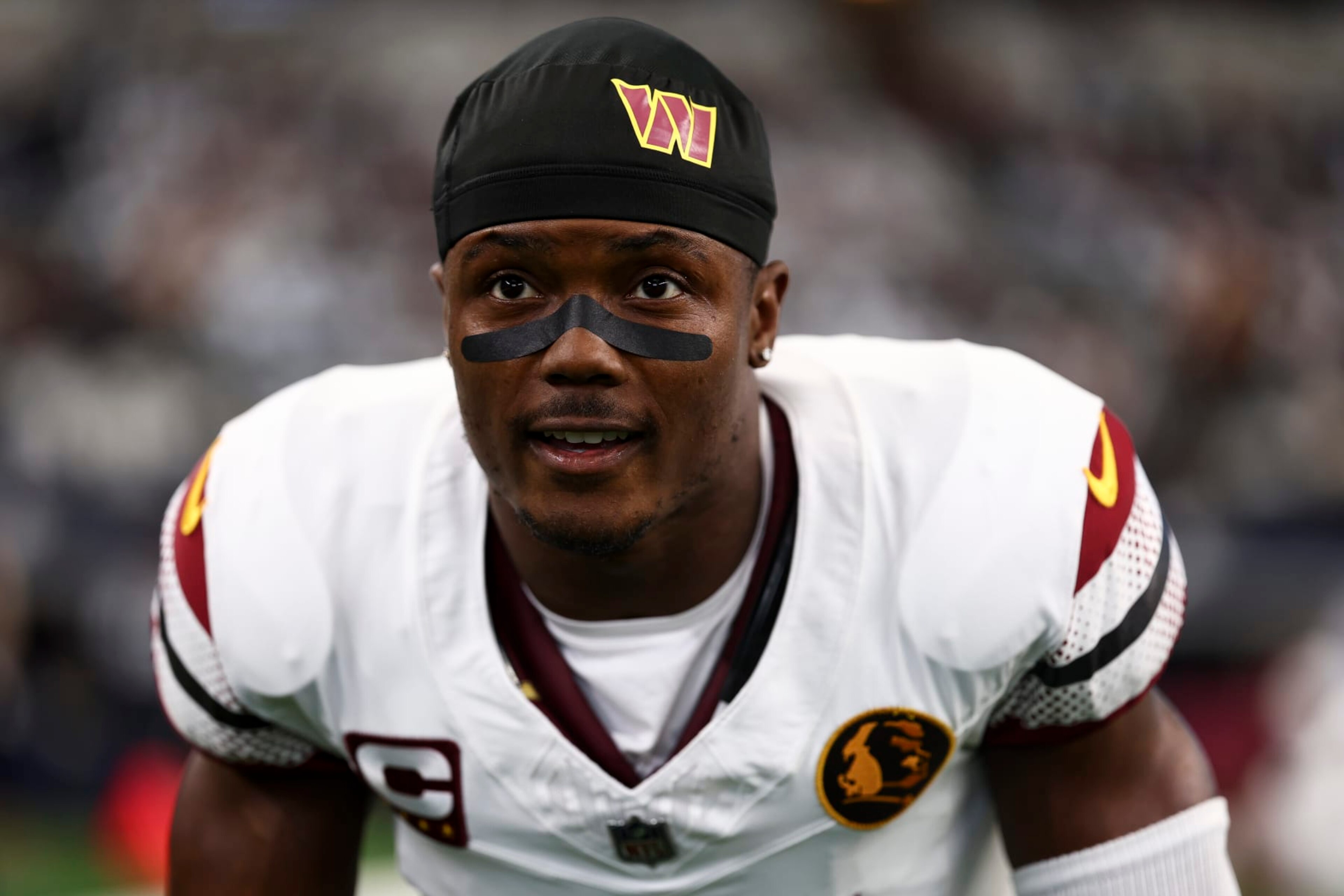 ARLINGTON, TX - NOVEMBER 23: Terry McLaurin #17 of the Washington Commanders stretches prior to an NFL football game against the Dallas Cowboys at AT&T Stadium on November 23, 2023 in Arlington, Texas. (Photo by Kevin Sabitus/Getty Images)