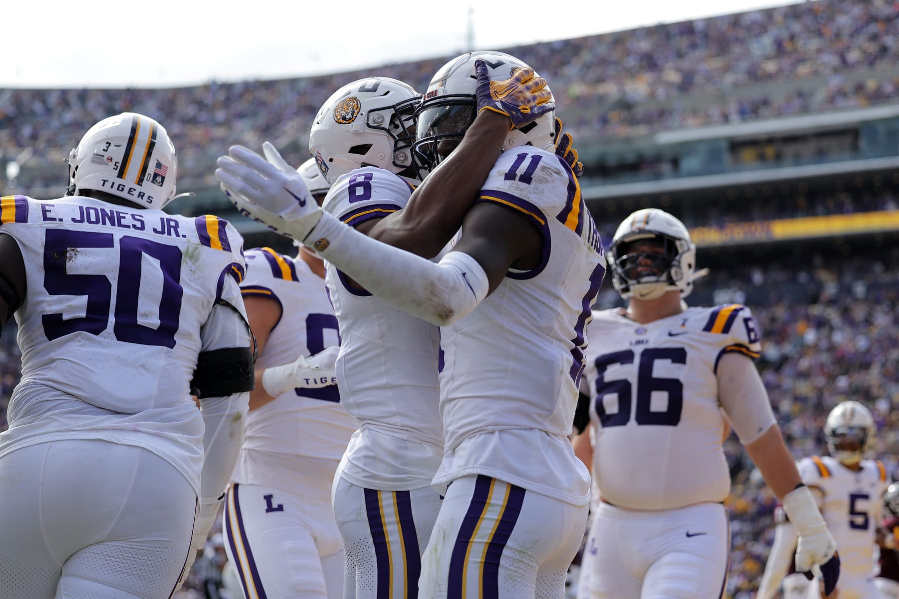 BATON ROUGE, LOUISIANA - NOVEMBER 25: Malik Nabers #8 of the LSU Tigers celebrates a touchdown against the Texas A&M Aggies during a game at Tiger Stadium on November 25, 2023 in Baton Rouge, Louisiana. (Photo by Jonathan Bachman/Getty Images)