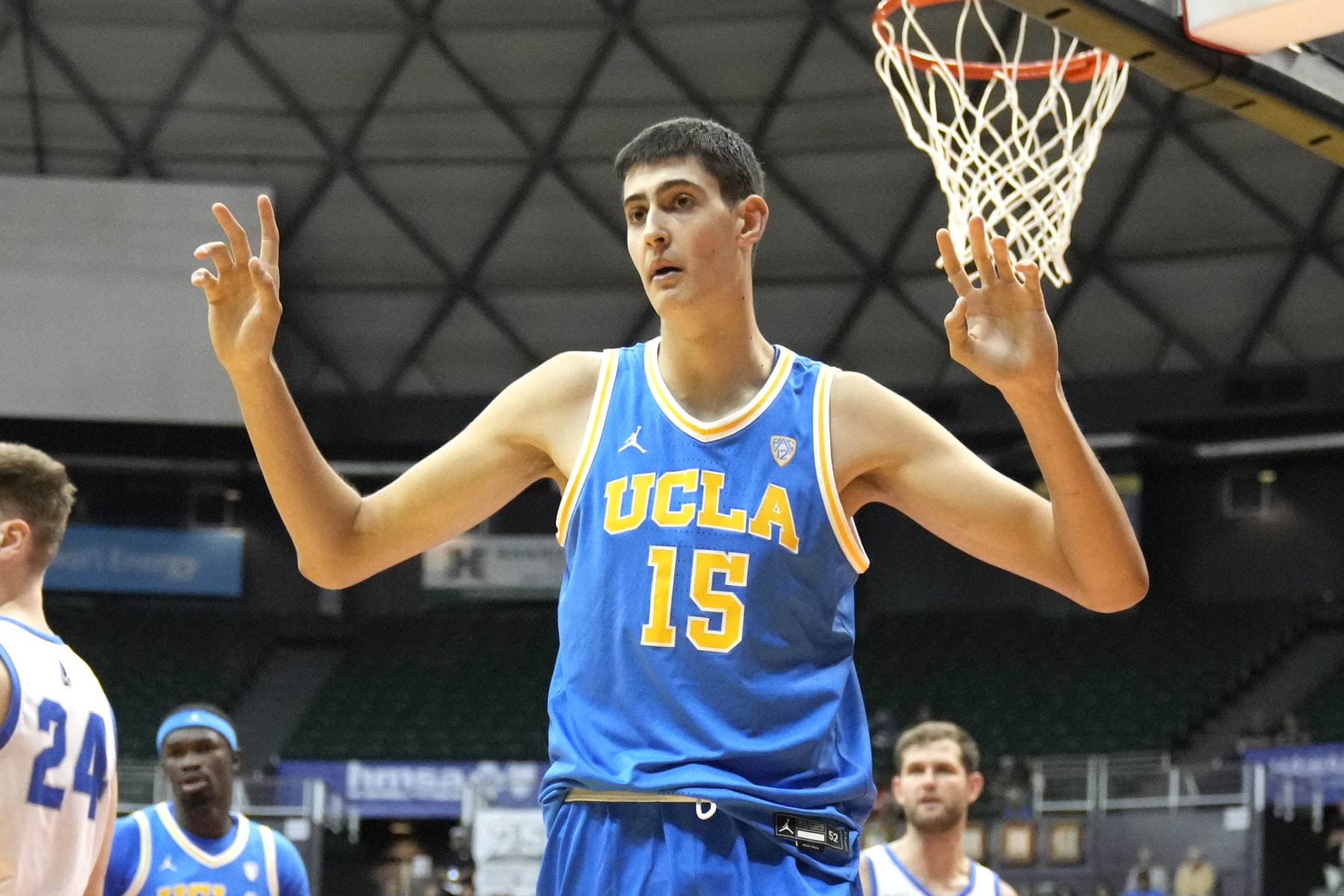 HONOLULU, HI - NOVEMBER 21:  Aday Mara #15 of the UCLA Bruins looks on during a college basketball game against the Chaminade Silverswords on day two of the Allstate Maui Invitational at the SimpliFi Arena at Stan Sheriff Center on November 21, 2023 in Honolulu, Hawaii.  (Photo by Mitchell Layton/Getty Images)