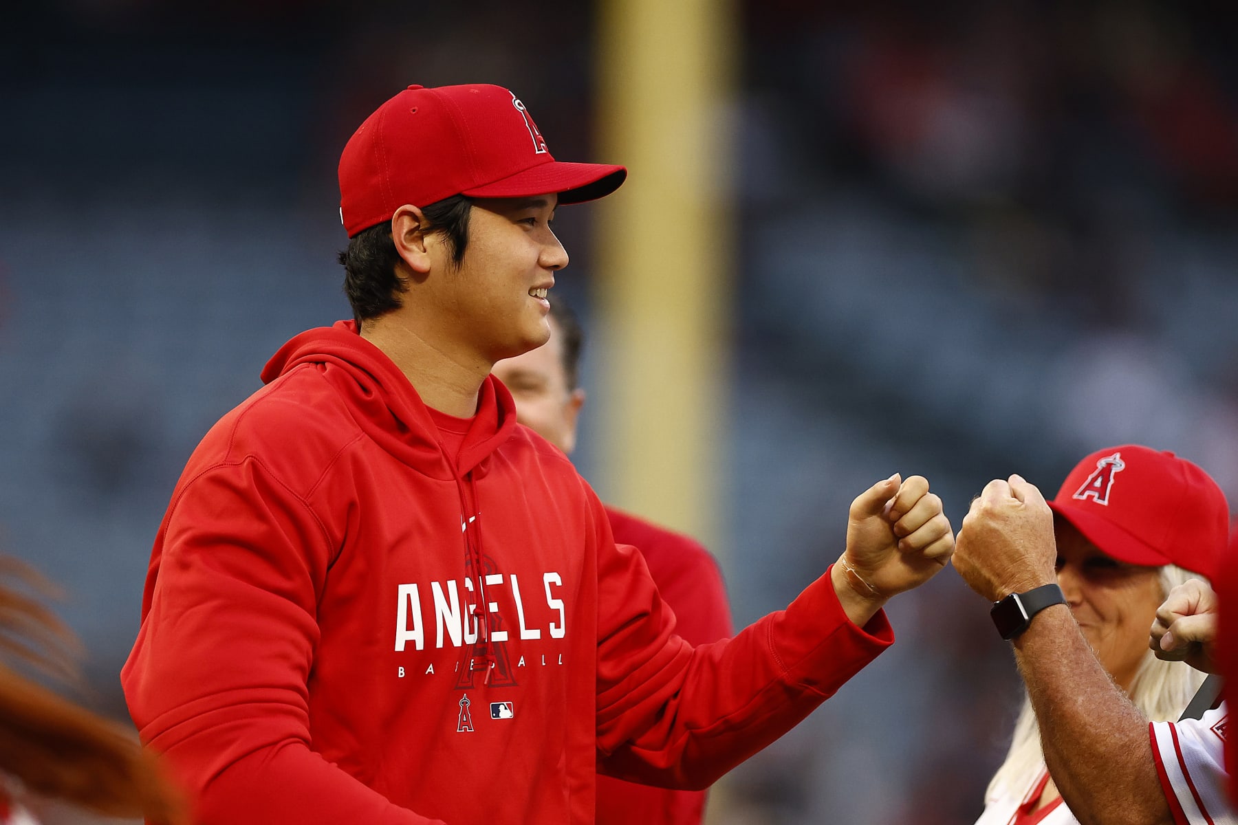 ANAHEIM, CALIFORNIA - SEPTEMBER 30:  Shohei Ohtani #17 of the Los Angeles Angels before a game against the Oakland Athletics at Angel Stadium of Anaheim on September 30, 2023 in Anaheim, California. (Photo by Ronald Martinez/Getty Images)
