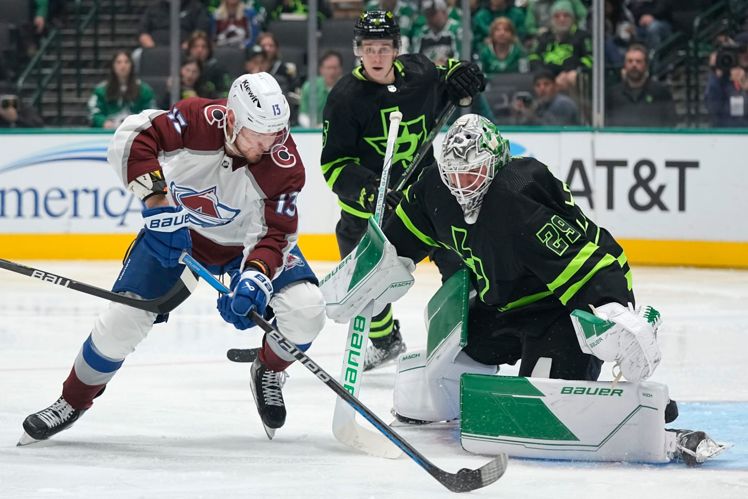 DALLAS, TEXAS - NOVEMBER 18: Valeri Nichushkin #13 of the Colorado Avalanche controls the puck in front of Jake Oettinger #29 of the Dallas Stars during the second period at American Airlines Center on November 18, 2023 in Dallas, Texas. (Photo by Sam Hodde/Getty Images)