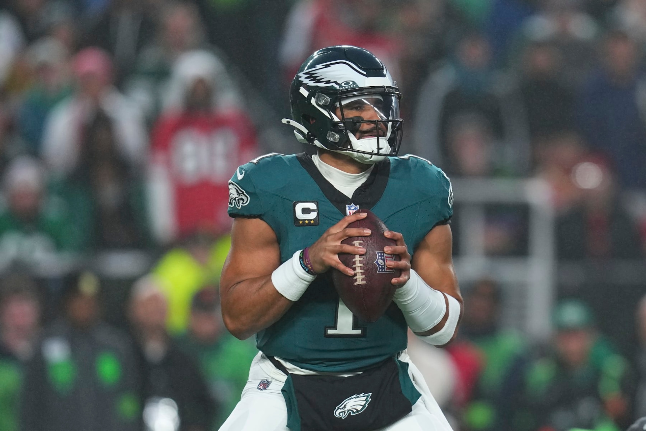 PHILADELPHIA, PENNSYLVANIA - DECEMBER 3: Jalen Hurts #1 of the Philadelphia Eagles looks to pass the ball against the San Francisco 49ers at Lincoln Financial Field on December 3, 2023 in Philadelphia, Pennsylvania. (Photo by Mitchell Leff/Getty Images)