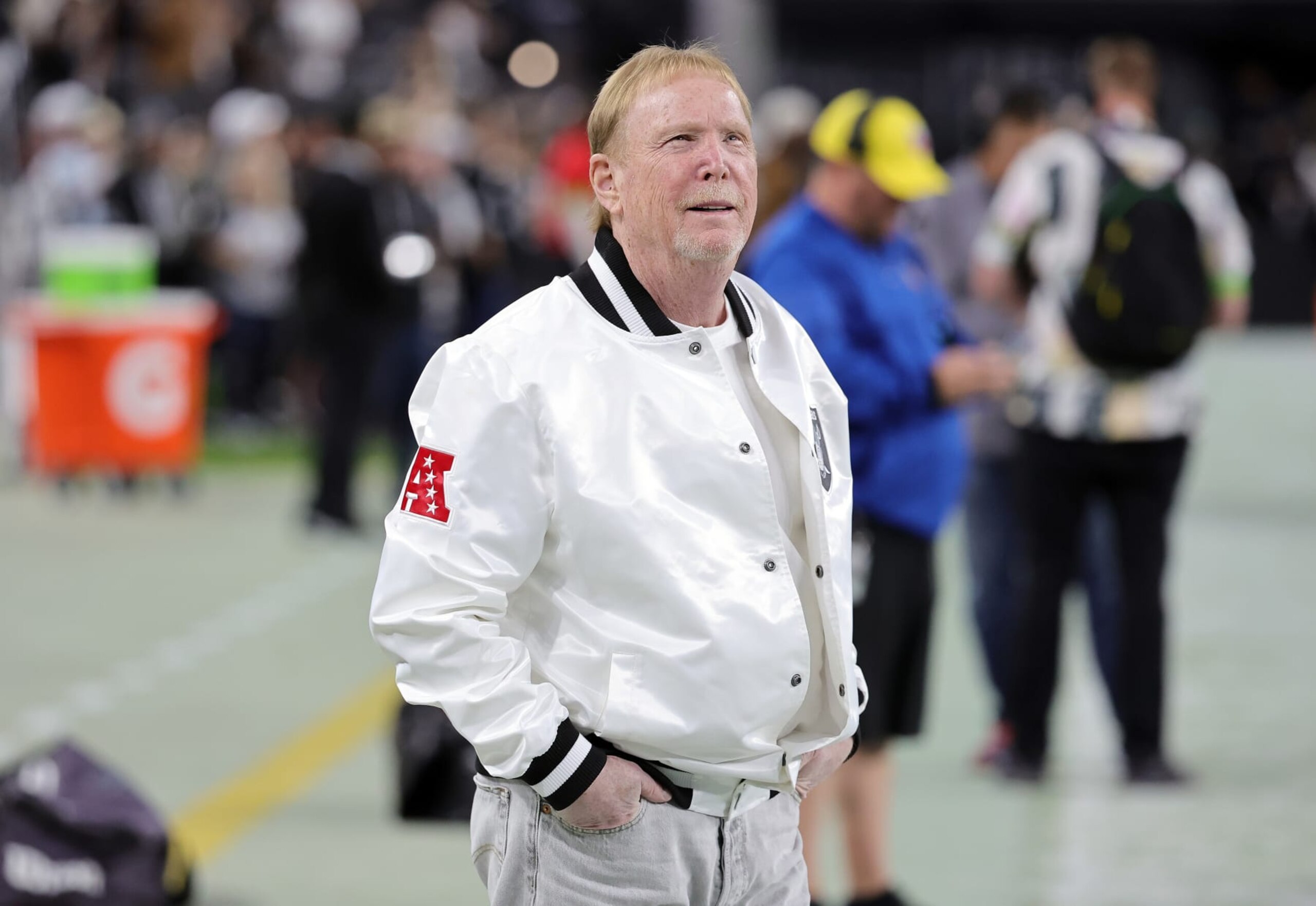 LAS VEGAS, NEVADA - NOVEMBER 12: Owner and managing general partner Mark Davis of the Las Vegas Raiders looks on during warmups before a game against the New York Jets at Allegiant Stadium on November 12, 2023 in Las Vegas, Nevada. (Photo by Ethan Miller/Getty Images) LAS VEGAS, NEVADA - NOVEMBER 12: Owner and managing general partner Mark Davis of the Las Vegas Raiders looks on during warmups before a game against the New York Jets at Allegiant Stadium on November 12, 2023 in Las Vegas, Nevada. (Photo by Ethan Miller/Getty Images)