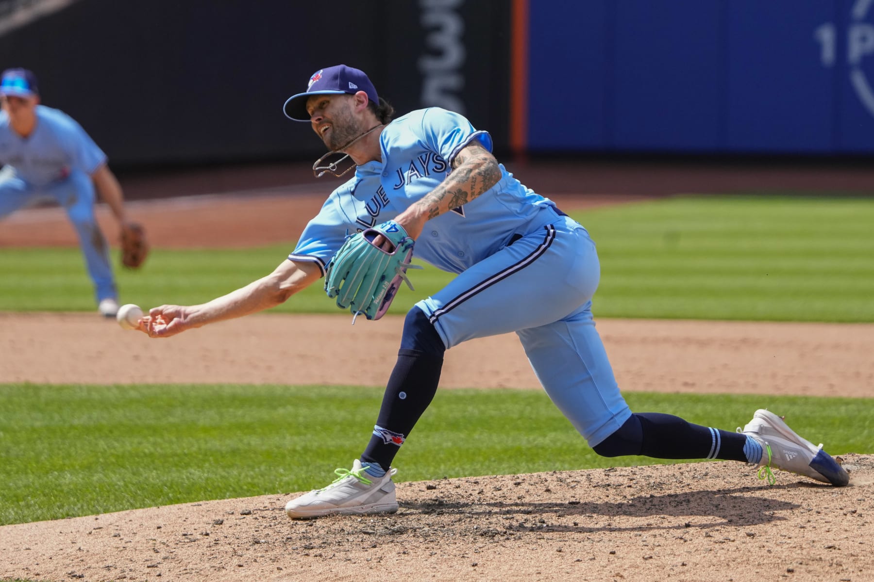 FLUSHING, NY - JUNE 04: Toronto Blue Jays Pitcher Adam Cimber (90) delivers a pitch during the seventh inning of the Major League Baseball game between the Toronto Blue Jays and New York Mets on June 4, 2023, at Citi Field in Flushing, NY. (Photo by Gregory Fisher/Icon Sportswire via Getty Images)