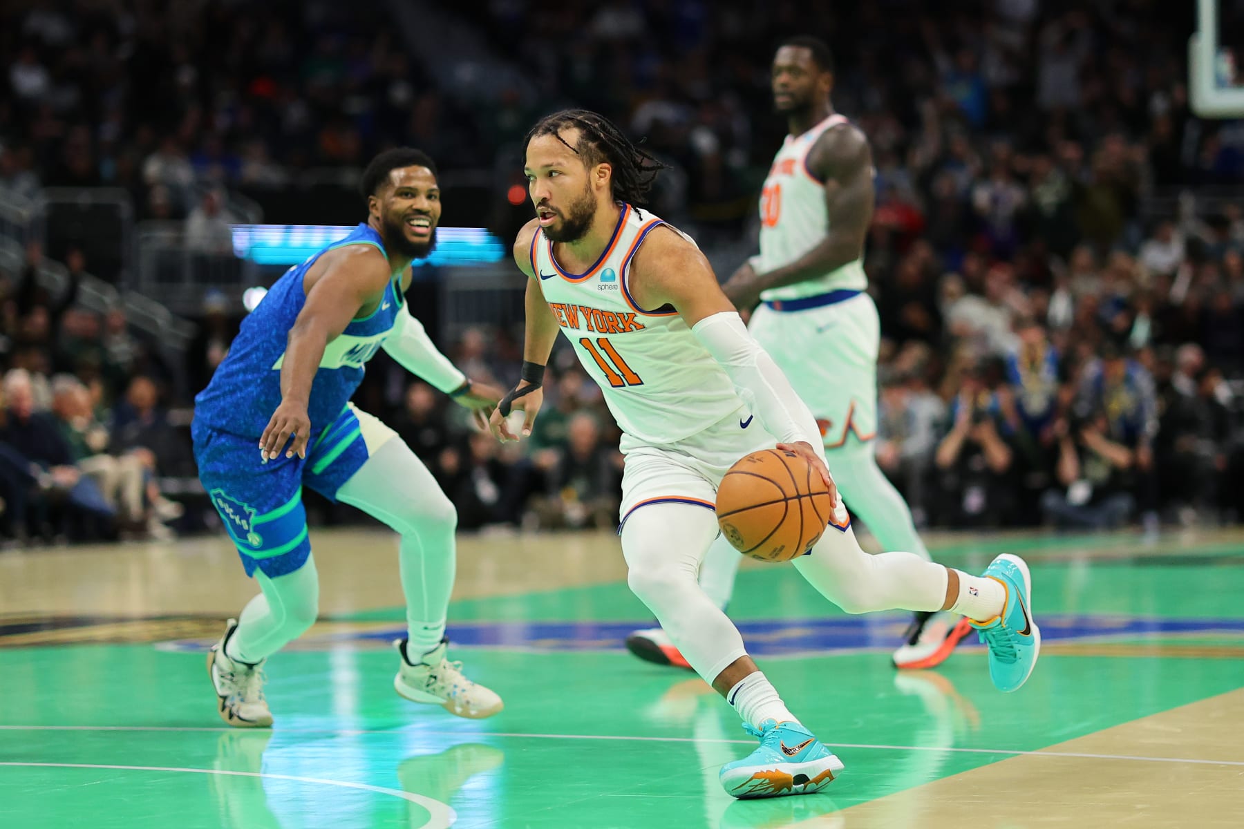MILWAUKEE, WISCONSIN - DECEMBER 05: Jalen Brunson #11 of the New York Knicks drives to the basket against the Milwaukee Bucks during the NBA In-Season Tournament Quarterfinal at Fiserv Forum on December 05, 2023 in Milwaukee, Wisconsin. NOTE TO USER: User expressly acknowledges and agrees that, by downloading and or using this photograph, User is consenting to the terms and conditions of the Getty Images License Agreement. (Photo by Stacy Revere/Getty Images)
