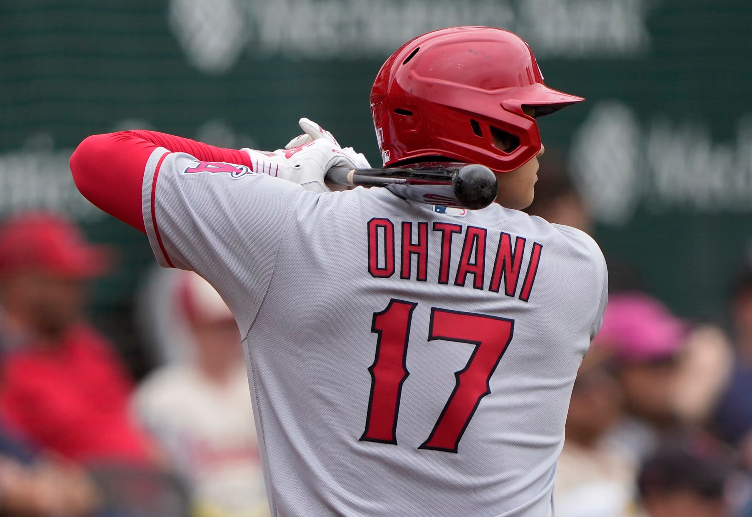 OAKLAND, CALIFORNIA - SEPTEMBER 02: Shohei Ohtani #17 of the Los Angeles Angels warms up in the on-deck circle prior to batting against the Oakland Athletics in the top of the ninth inning at RingCentral Coliseum on September 02, 2023 in Oakland, California. (Photo by Thearon W. Henderson/Getty Images)