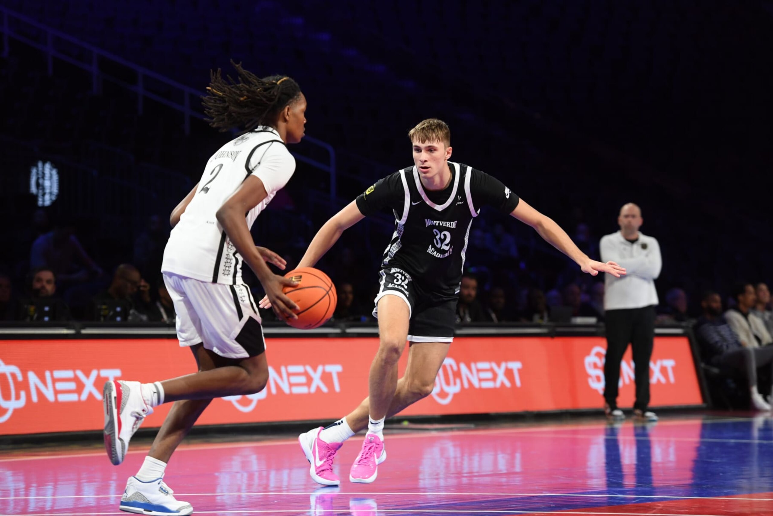 LAS VEGAS, NV - DECEMBER 8: Cooper Flagg #32 of Montverde Academy plays defense during the game against the Link Academy during the 2023 EYBL Scholastic Showcase on December 8, 2023 at T-Mobile Arena in Las Vegas, Nevada. NOTE TO USER: User expressly acknowledges and agrees that, by downloading and or using this photograph, User is consenting to the terms and conditions of the Getty Images License Agreement. Mandatory Copyright Notice: Copyright 2023 NBAE (Photo by Juan Ocampo/NBAE via Getty Images)