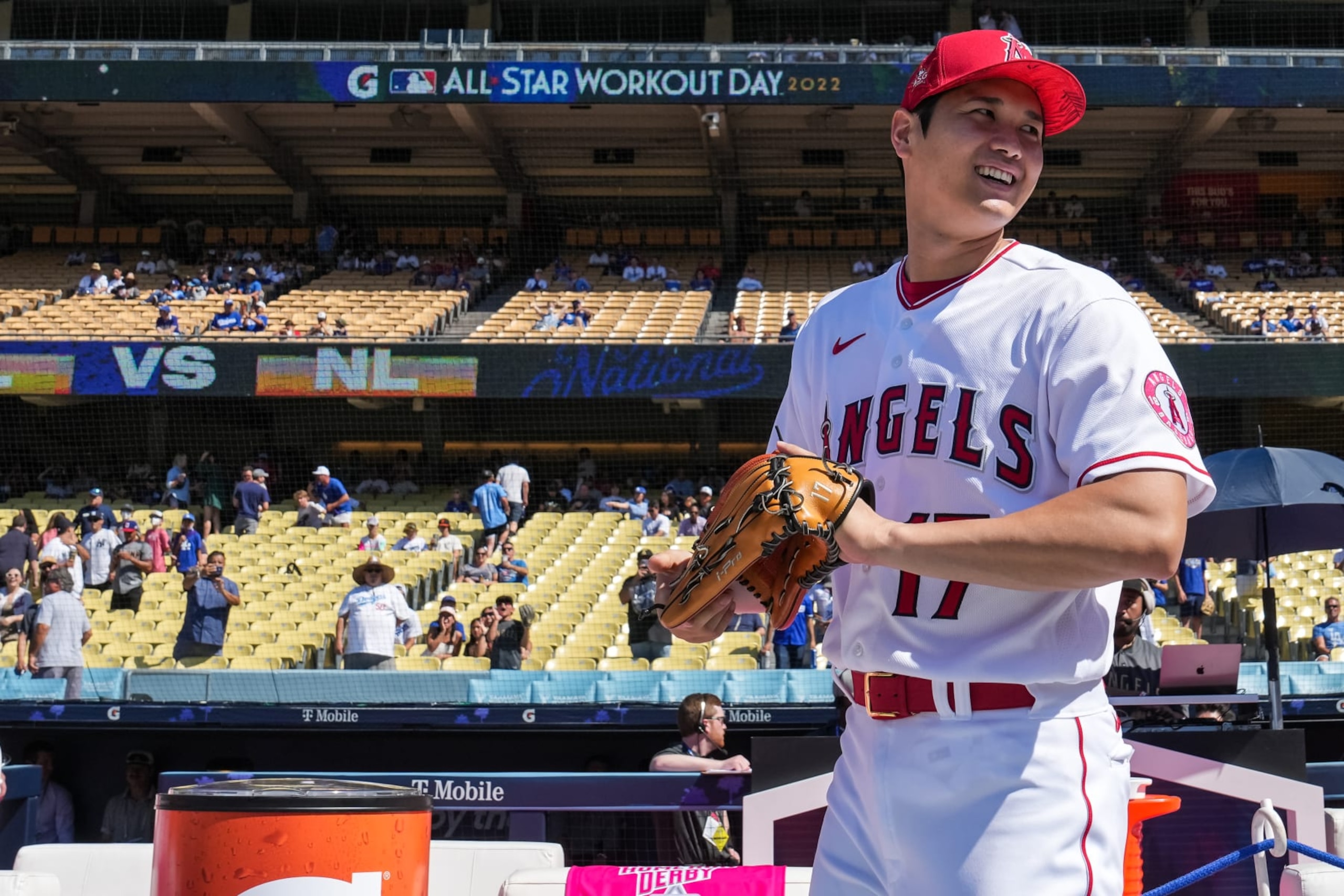 LOS ANGELES, CA - JULY 18: Shohei Ohtani #17 of the Los Angeles Angels looks on during Gatorade All-Star Workout Day at Dodger Stadium on Tuesday, July 18, 2022 in Los Angeles, California. (Photo by Brace Hemmelgarn/Minnesota Twins/Getty Images)