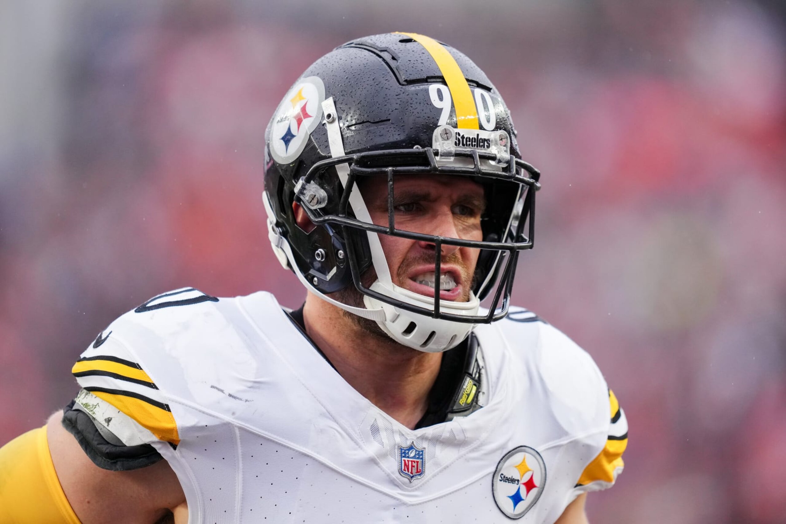 CINCINNATI, OHIO - NOVEMBER 26: T.J. Watt #90 of the Pittsburgh Steelers jogs across the field at halftime against the Cincinnati Bengals at Paycor Stadium on November 26, 2023 in Cincinnati, Ohio. (Photo by Dylan Buell/Getty Images) CINCINNATI, OHIO - NOVEMBER 26: T.J. Watt #90 of the Pittsburgh Steelers jogs across the field at halftime against the Cincinnati Bengals at Paycor Stadium on November 26, 2023 in Cincinnati, Ohio. (Photo by Dylan Buell/Getty Images)