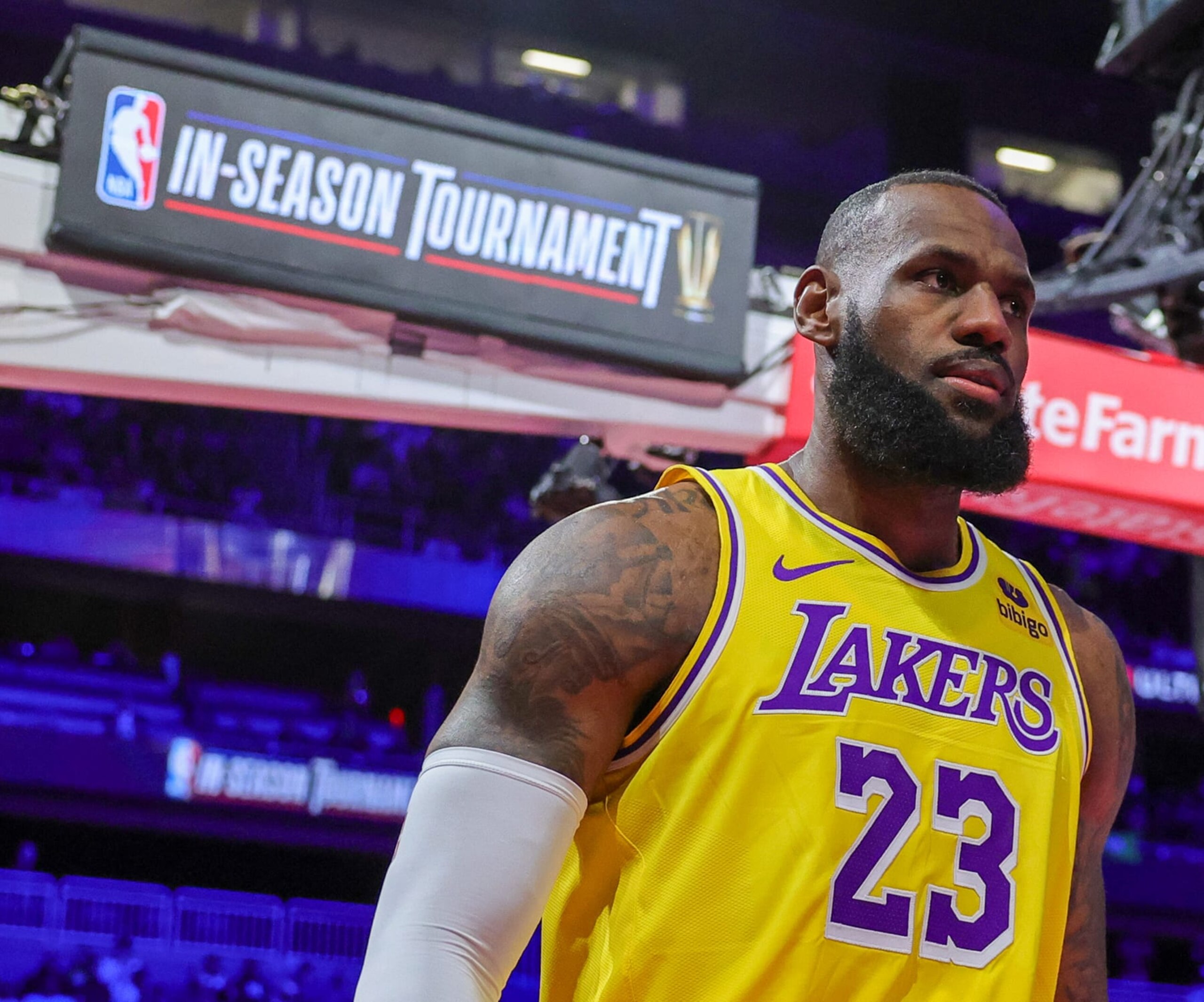LAS VEGAS, NEVADA - DECEMBER 07: LeBron James #23 of the Los Angeles Lakers reacts after scoring and drawing a foul against the New Orleans Pelicans in the first half of the West semifinal game of the inaugural NBA In-Season Tournament at T-Mobile Arena on December 07, 2023 in Las Vegas, Nevada. The Lakers defeated the Pelicans 133-89. NOTE TO USER: User expressly acknowledges and agrees that, by downloading and or using this photograph, User is consenting to the terms and conditions of the Getty Images License Agreement.  (Photo by Ethan Miller/Getty Images)