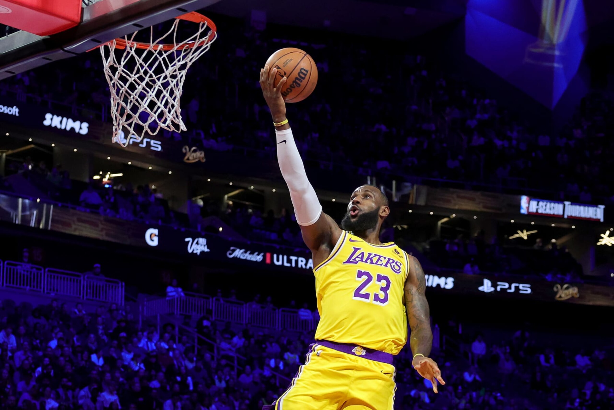 LAS VEGAS, NEVADA - DECEMBER 09: LeBron James #23 of the Los Angeles Lakers makes a lay up against the Indiana Pacers during the first quarter of the championship game of the inaugural NBA In-Season Tournament at T-Mobile Arena on December 09, 2023 in Las Vegas, Nevada. NOTE TO USER: User expressly acknowledges and agrees that, by downloading and or using this photograph, User is consenting to the terms and conditions of the Getty Images License Agreement. (Photo by Ethan Miller/Getty Images)