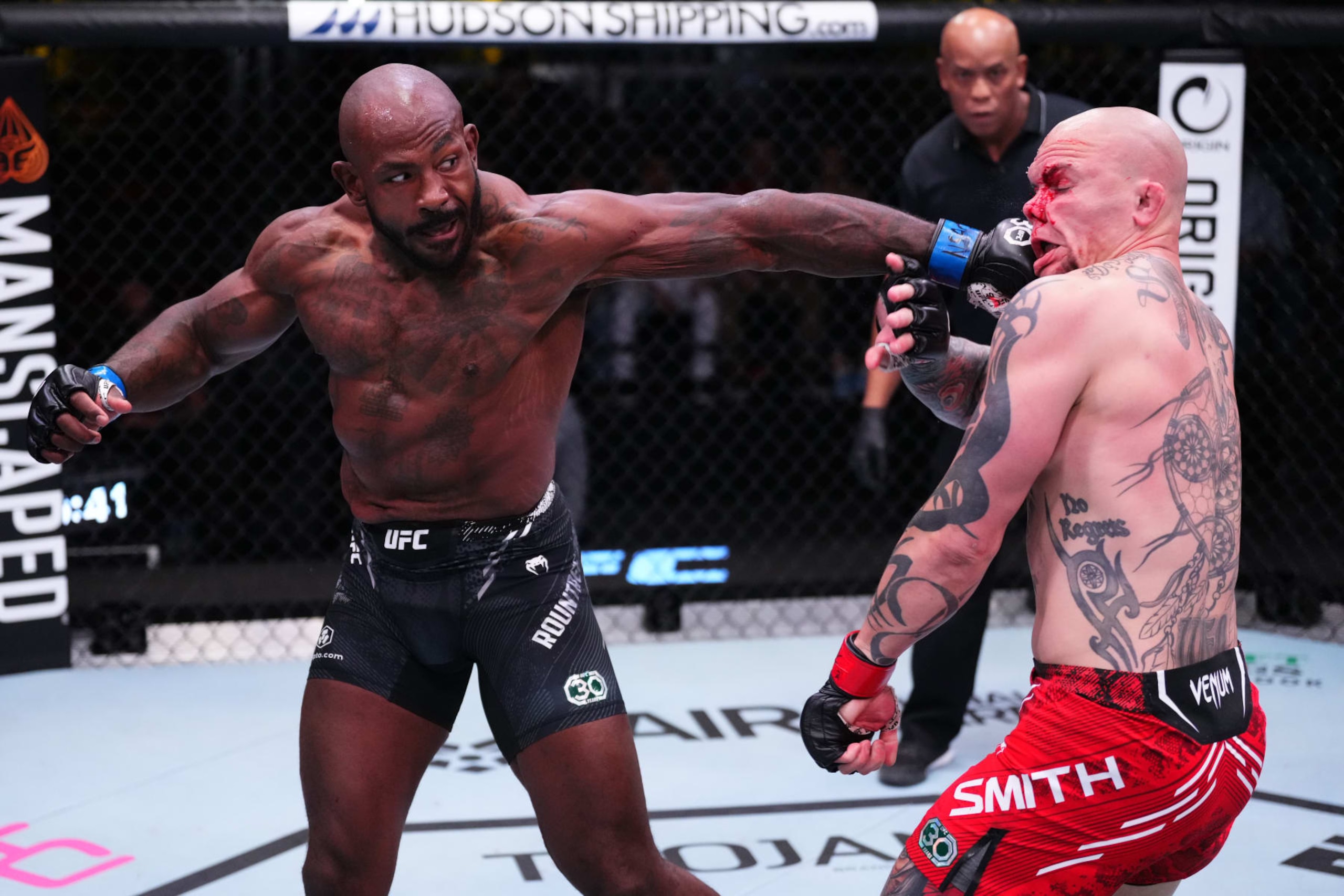 Khalil Rountree stops Anthony Smith. 