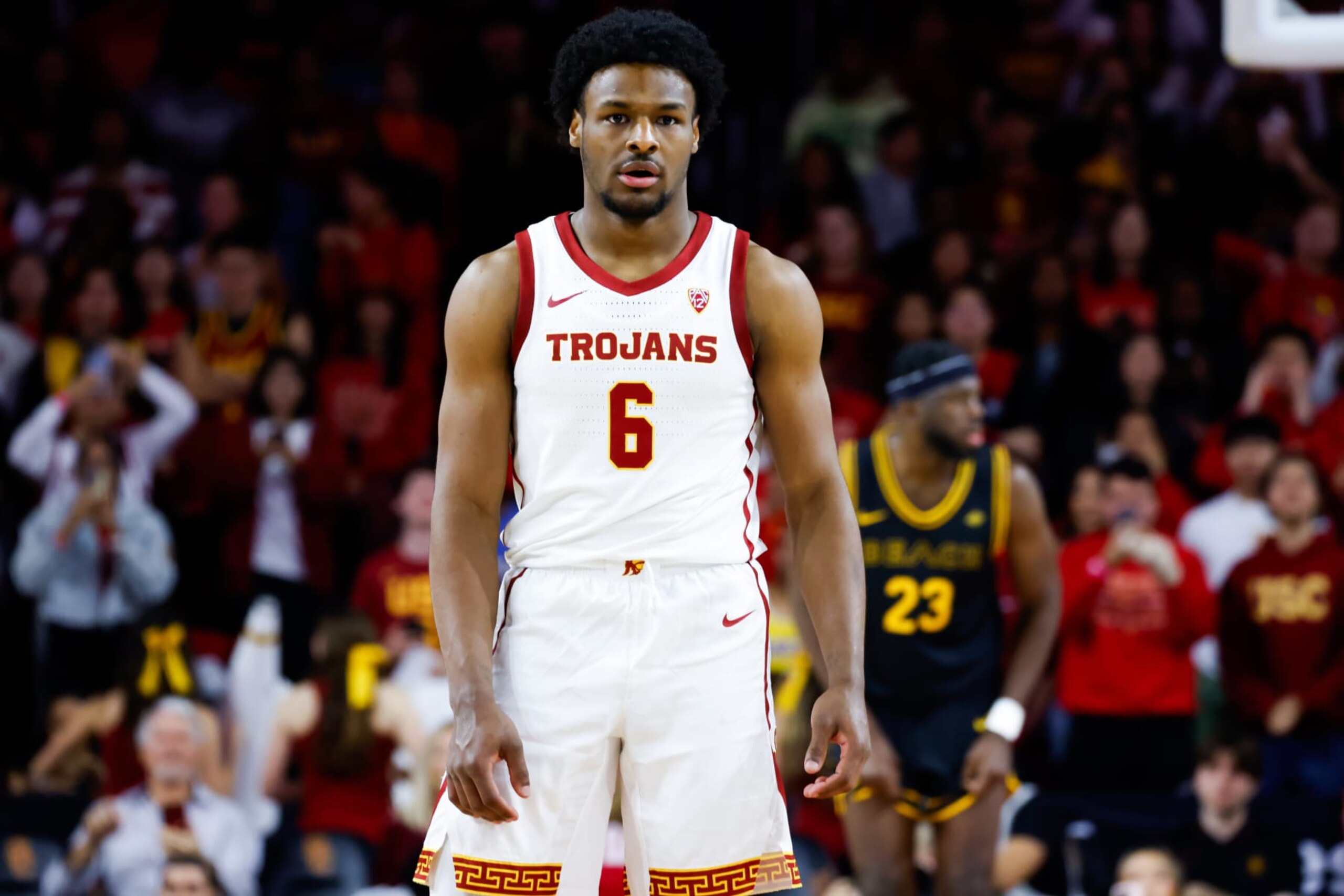 Los Angeles, CA - December 10: USC Trojans guard Bronny James (6) looks on from the court during the first half against the Long Beach State 49ers at Galen Center in Los Angeles Sunday, Dec. 10, 2023.  (Jason Armond / Los Angeles Times via Getty Images)