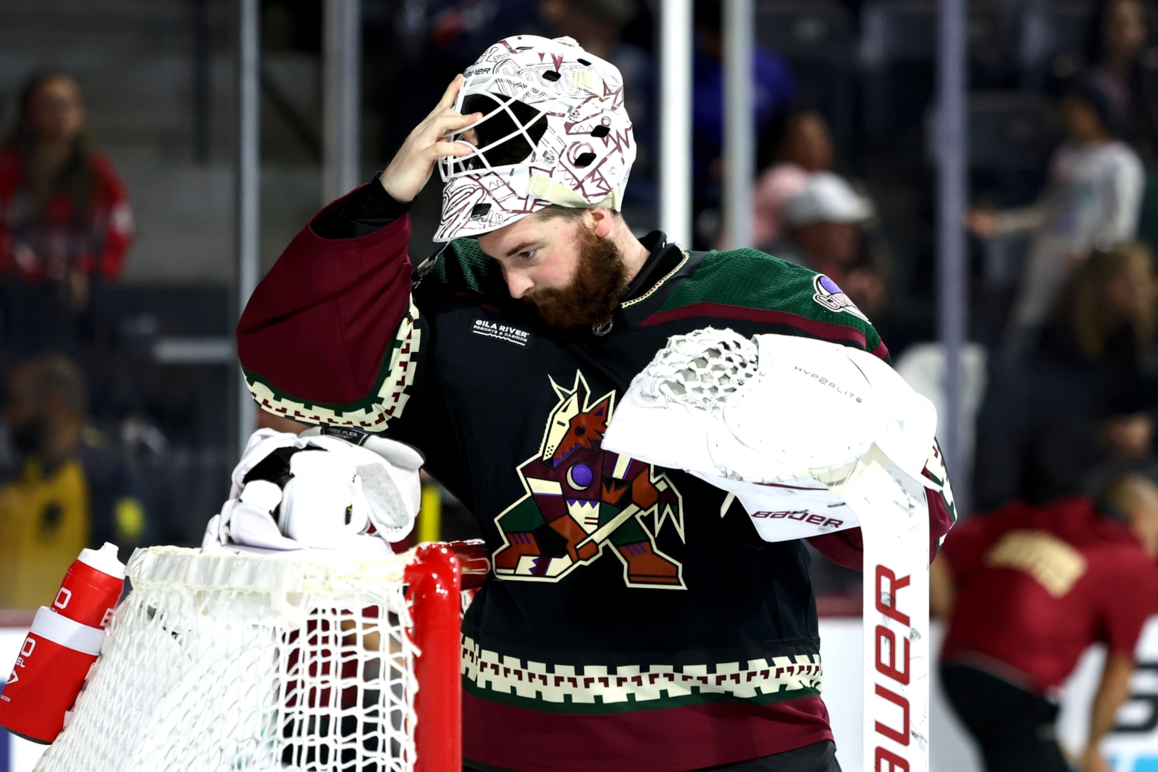 TEMPE, ARIZONA - DECEMBER 04: Connor Ingram #39 of the Arizona Coyotes in net aginst the Washington Capitals during the third period at Mullett Arena on December 04, 2023 in Tempe, Arizona. (Photo by Zac BonDurant/Getty Images) TEMPE, ARIZONA - DECEMBER 04: Connor Ingram #39 of the Arizona Coyotes in net aginst the Washington Capitals during the third period at Mullett Arena on December 04, 2023 in Tempe, Arizona. (Photo by Zac BonDurant/Getty Images)