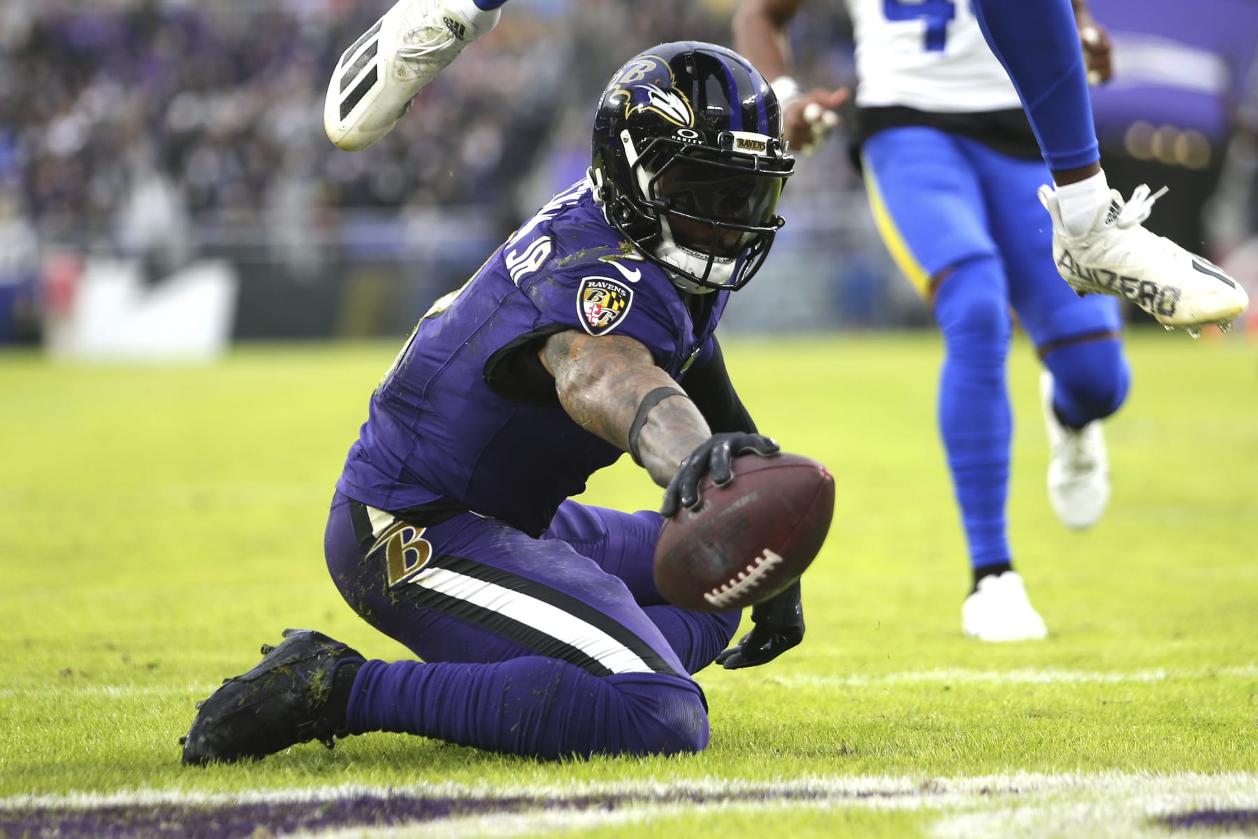 Baltimore Ravens wide receiver Odell Beckham Jr. (3) catches a touchdown pass during an NFL football game against the Los Angeles Rams, Sunday, December 10, 2023 in Baltimore, Md. (AP Photo/Daniel Kucin Jr.)