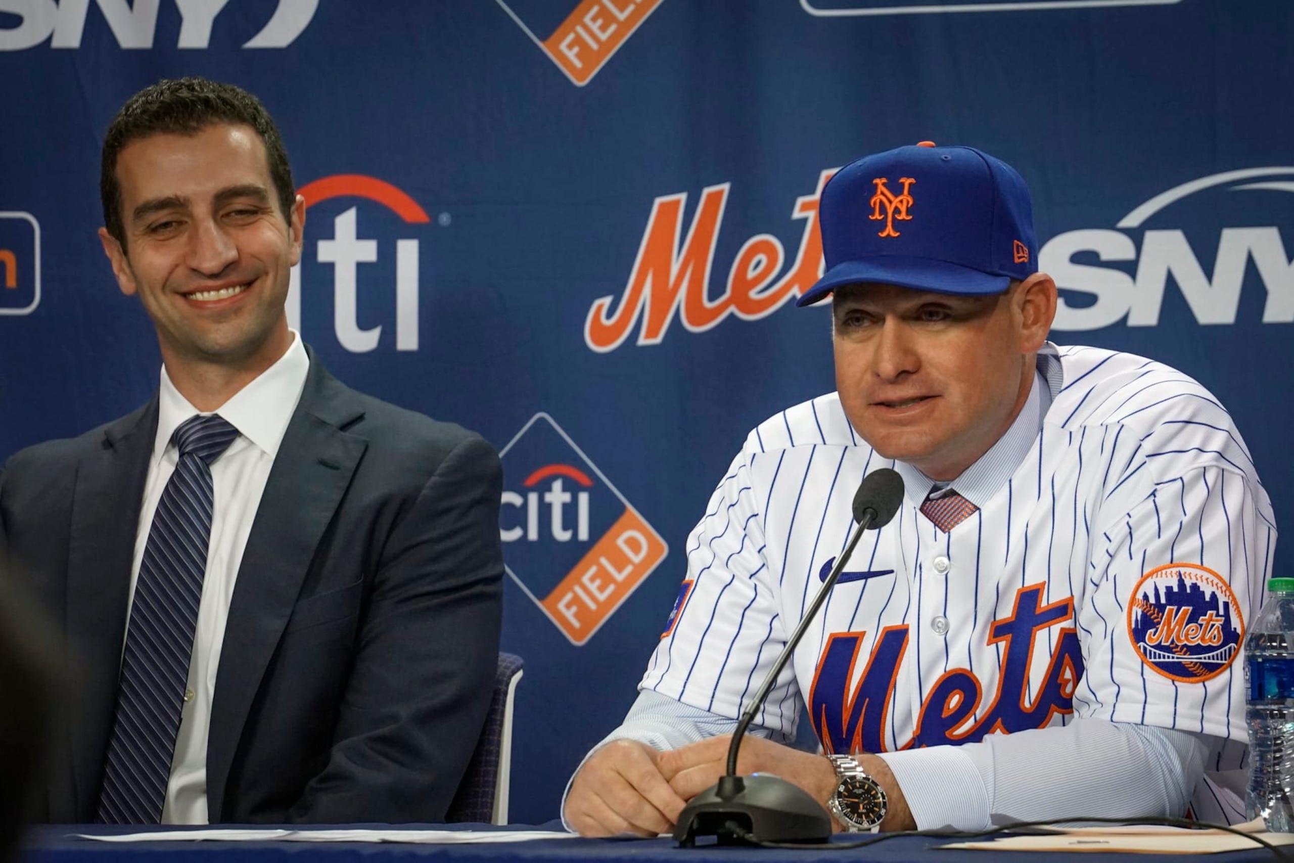 David Stearns (L) and Carlos Mendoza (R)