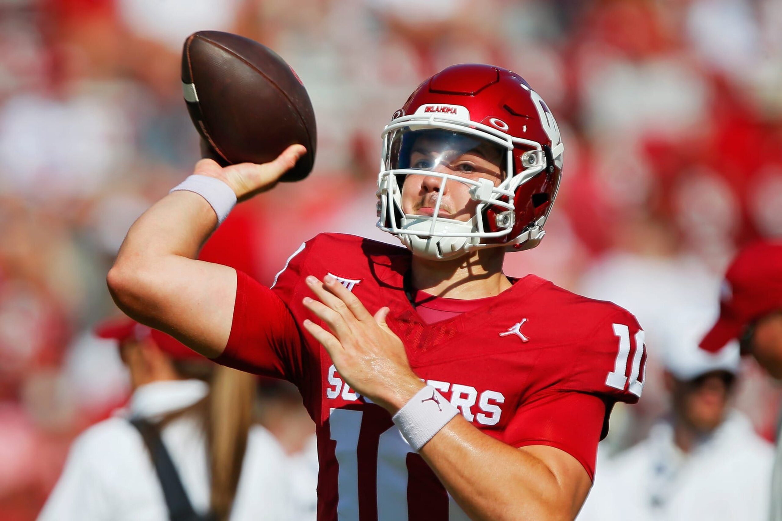 NORMAN, OKLAHOMA - SEPTEMBER 2:  Quarterback Jackson Arnold #10 of the Oklahoma Sooners throws a pass before a game against the Arkansas State Red Wolves at Gaylord Family Oklahoma Memorial Stadium on September 2, 2023 in Norman, Oklahoma.  Oklahoma won 73-0. (Photo by Brian Bahr/Getty Images)