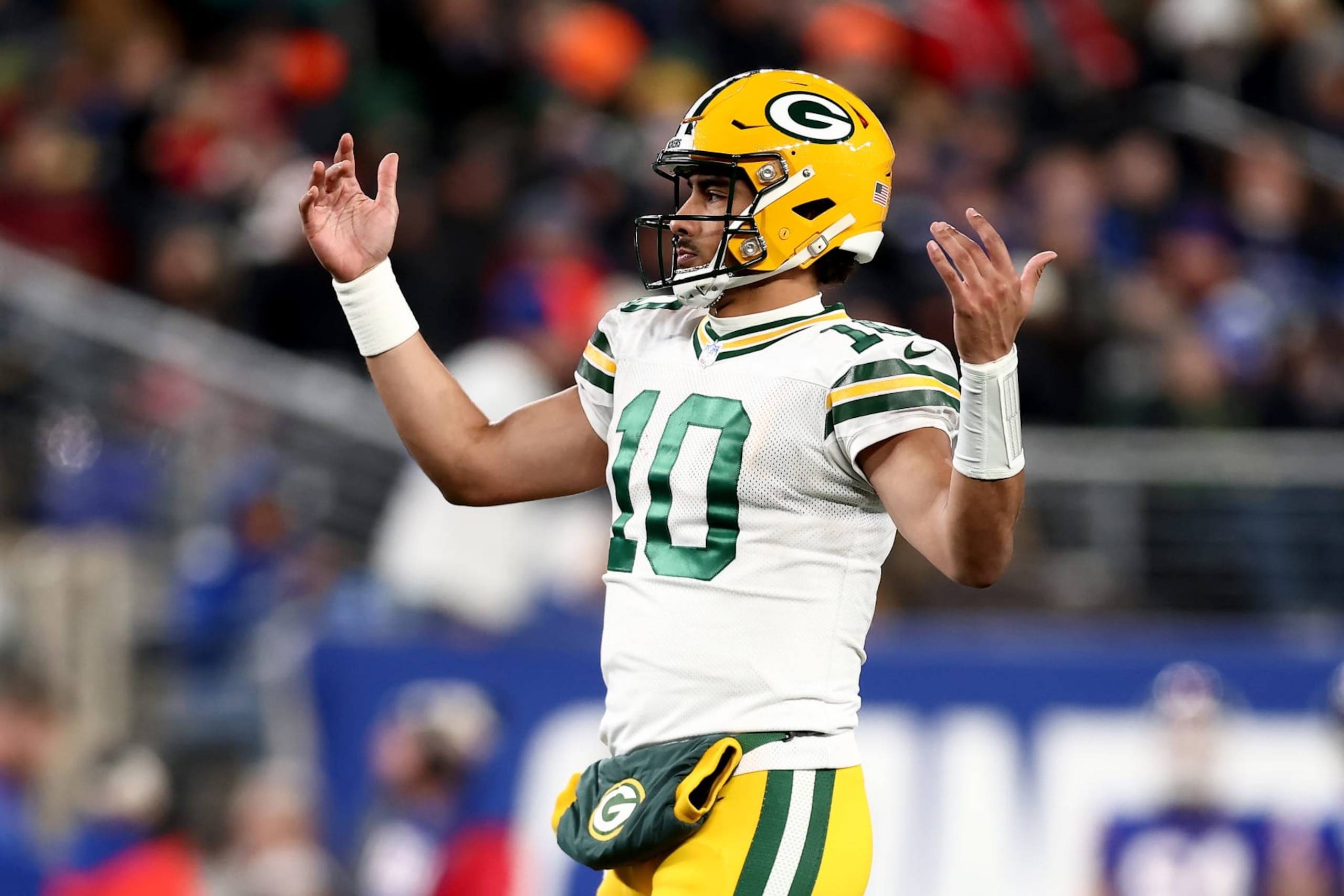 EAST RUTHERFORD, NEW JERSEY - DECEMBER 11: Jordan Love #10 of the Green Bay Packers calls a play against the New York Giants during the second quarter in the game at MetLife Stadium on December 11, 2023 in East Rutherford, New Jersey. (Photo by Dustin Satloff/Getty Images)