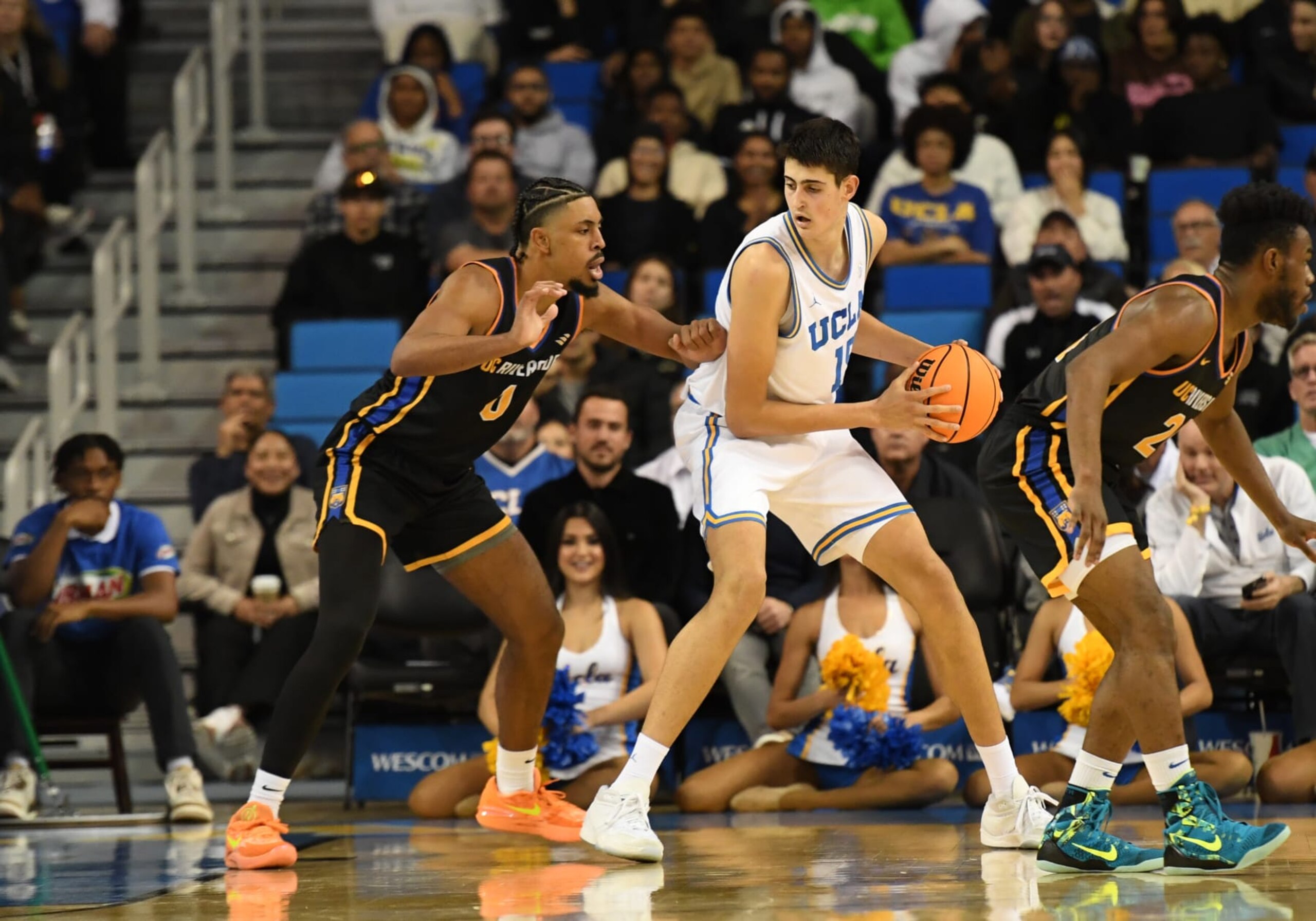 Aday Mara, UCLA Aday Mara, UCLA