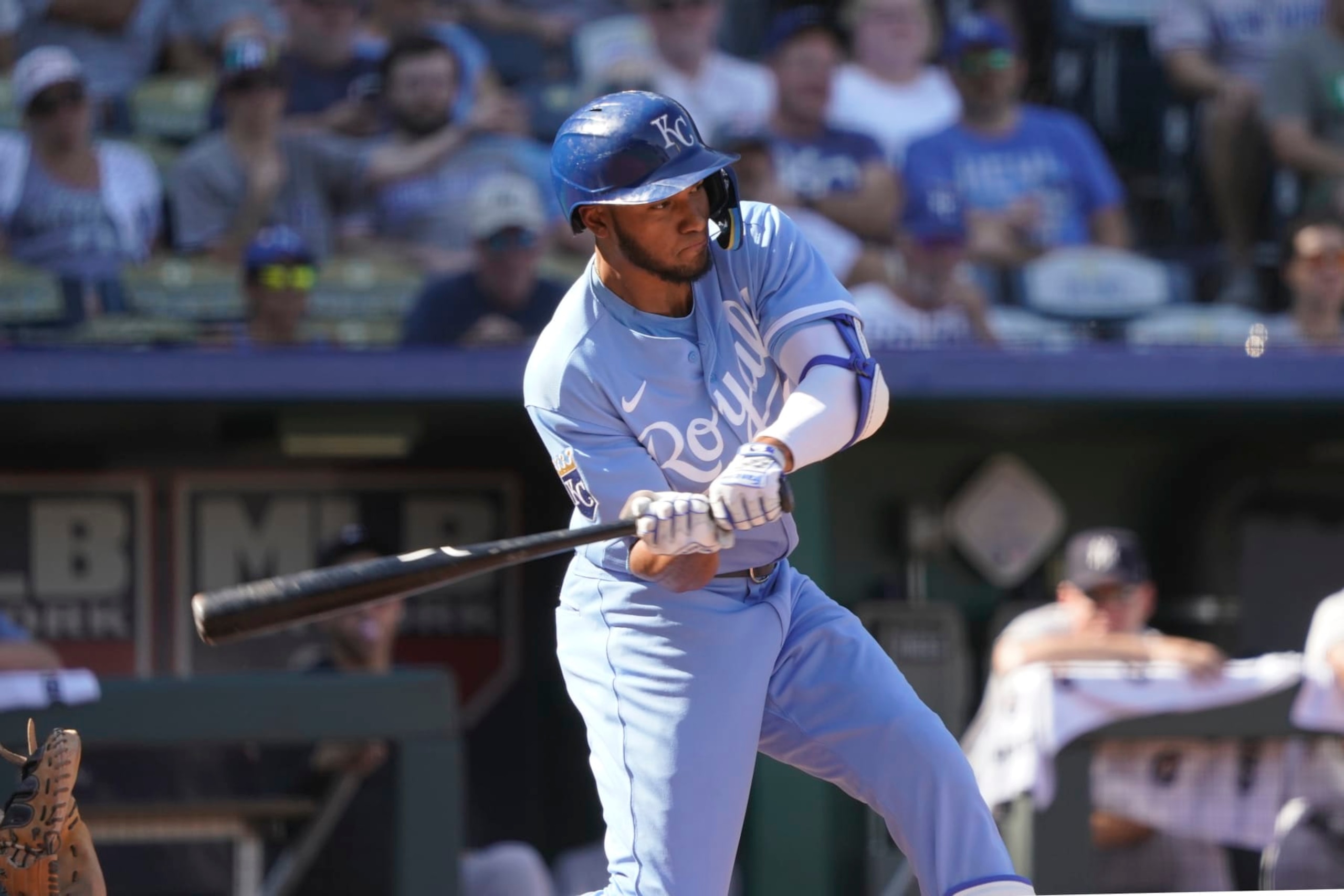 KANSAS CITY, MISSOURI - OCTOBER 01: Edward Olivares #14 of the Kansas City Royals hits against the New York Yankees Kauffman Stadium on October 01, 2023 in Kansas City, Missouri. (Photo by Ed Zurga/Getty Images) KANSAS CITY, MISSOURI - OCTOBER 01: Edward Olivares #14 of the Kansas City Royals hits against the New York Yankees Kauffman Stadium on October 01, 2023 in Kansas City, Missouri. (Photo by Ed Zurga/Getty Images)