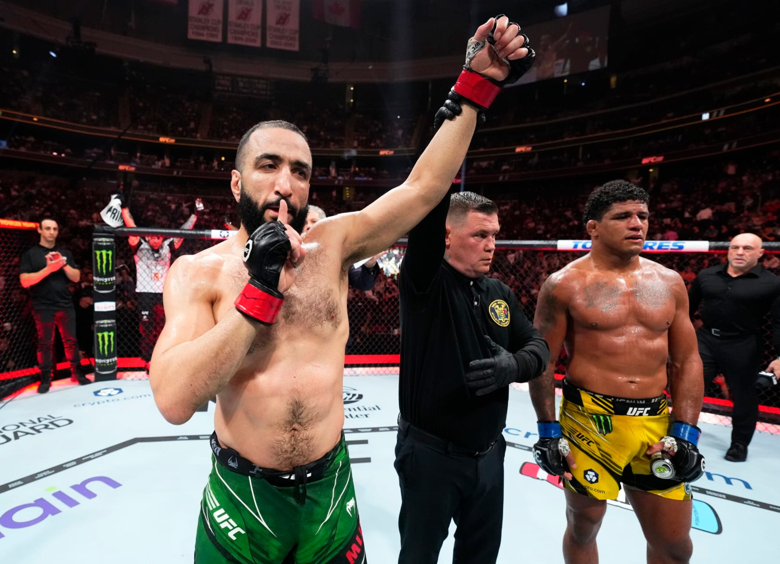 Belal Muhammad gets his hand raised against Gilbert Burns