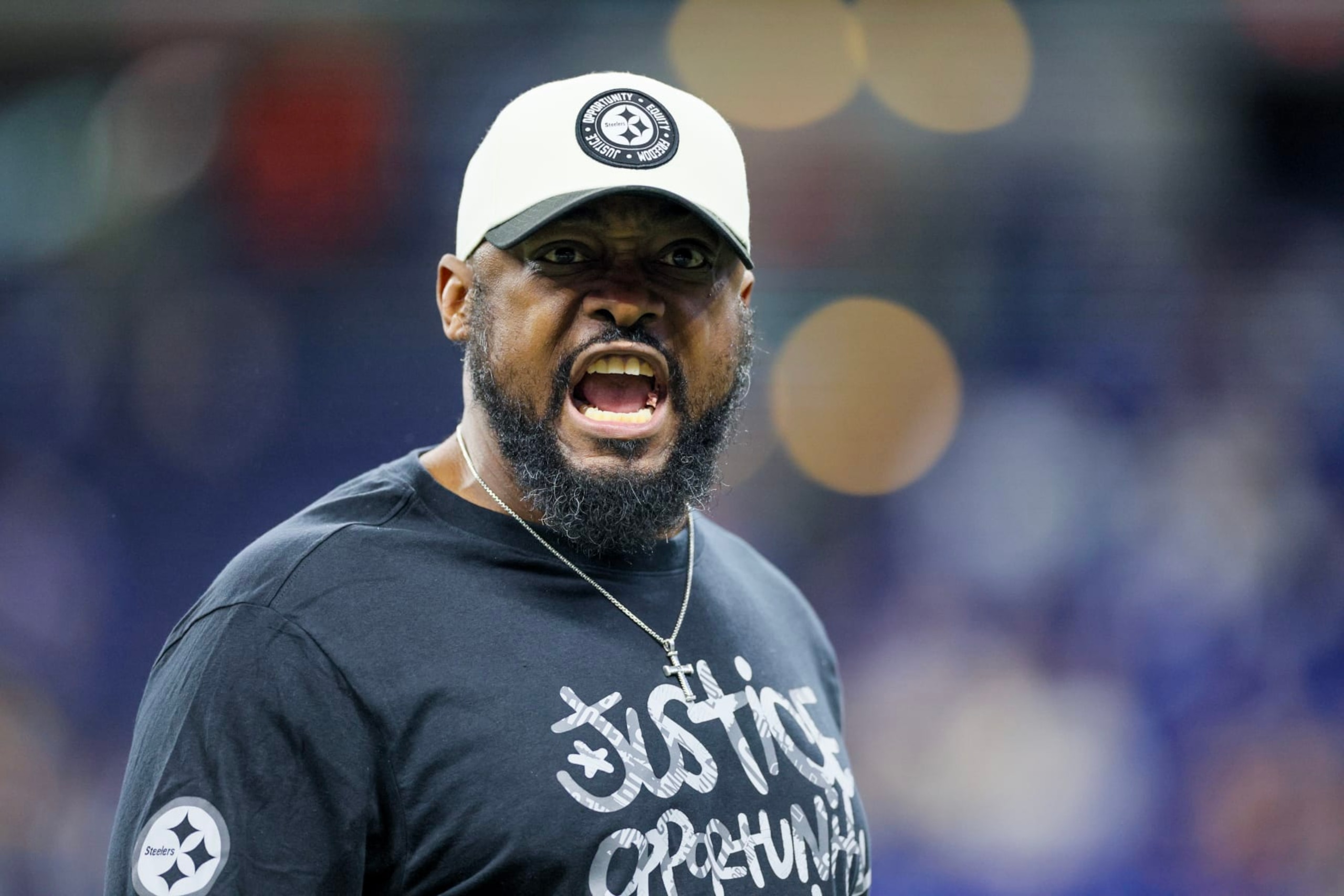 INDIANAPOLIS, INDIANA - DECEMBER 16: Head coach Mike Tomlin of the Pittsburgh Steelers looks on prior to a game against the Indianapolis Colts at Lucas Oil Stadium on December 16, 2023 in Indianapolis, Indiana. (Photo by Andy Lyons/Getty Images)