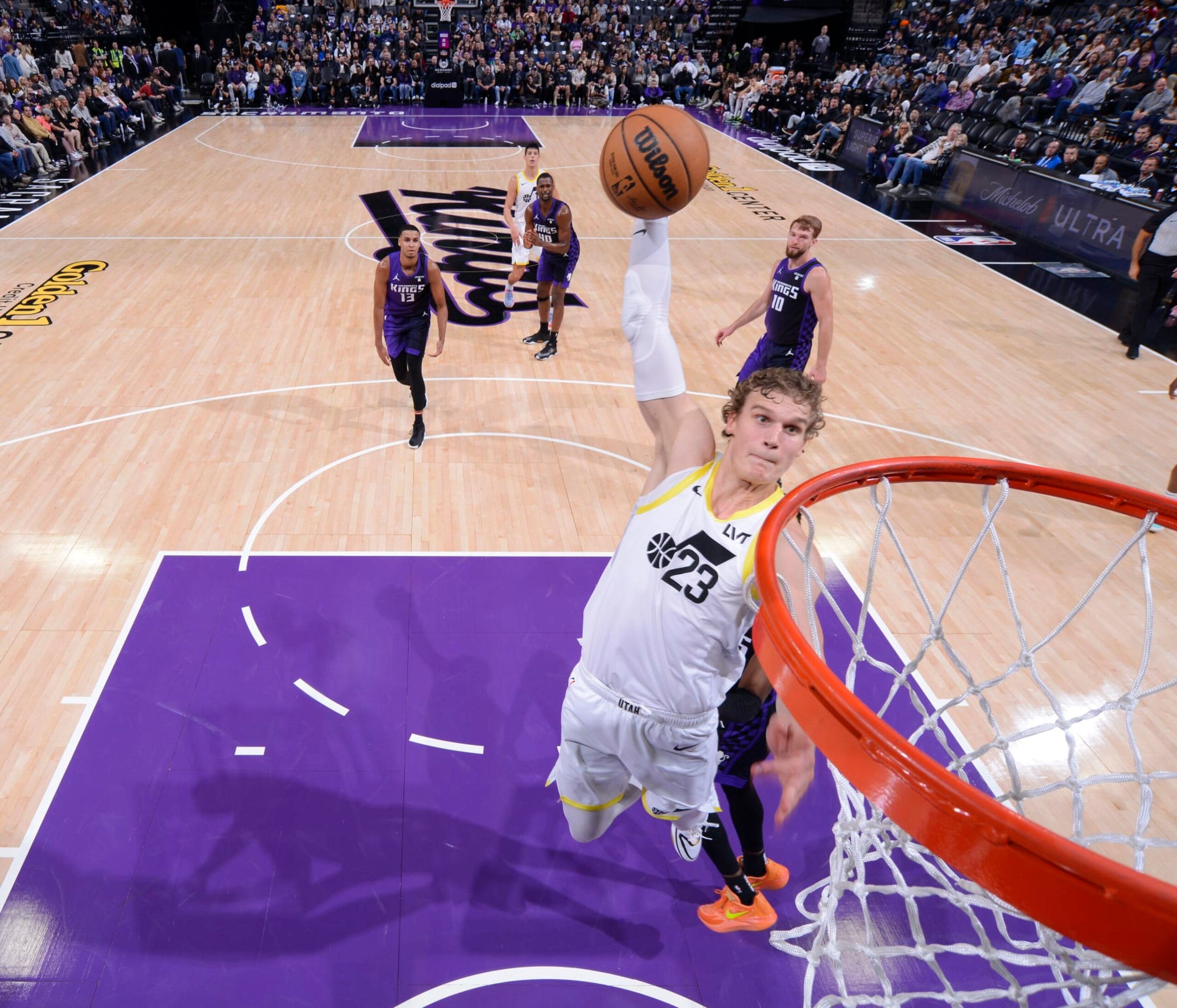 SACRAMENTO, CA - DECEMBER 16: Lauri Markkanen #23 of the Utah Jazz drives to the basket during the game against the Sacramento Kings on December 16, 2023 at Golden 1 Center in Sacramento, California. NOTE TO USER: User expressly acknowledges and agrees that, by downloading and or using this Photograph, user is consenting to the terms and conditions of the Getty Images License Agreement. Mandatory Copyright Notice: Copyright 2023 NBAE (Photo by Rocky Widner/NBAE via Getty Images) SACRAMENTO, CA - DECEMBER 16: Lauri Markkanen #23 of the Utah Jazz drives to the basket during the game against the Sacramento Kings on December 16, 2023 at Golden 1 Center in Sacramento, California. NOTE TO USER: User expressly acknowledges and agrees that, by downloading and or using this Photograph, user is consenting to the terms and conditions of the Getty Images License Agreement. Mandatory Copyright Notice: Copyright 2023 NBAE (Photo by Rocky Widner/NBAE via Getty Images)