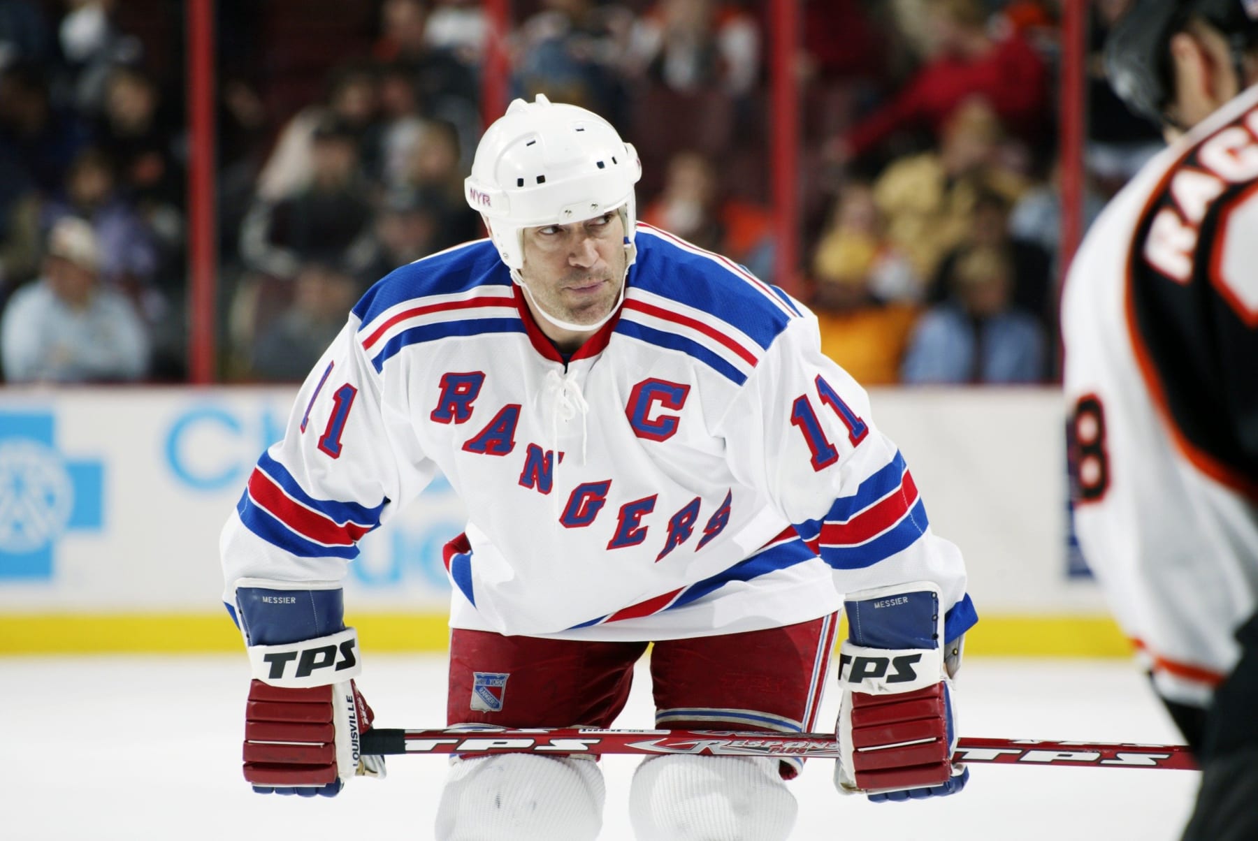 UNITED STATES - FEBRUARY 14:  Hockey: Closeup of New York Rangers Mark Messier before face off during game vs Philadelphia Flyers, Philadelphia, PA 2/14/2004  (Photo by Lou Capozzola/Sports Illustrated via Getty Images)  (SetNumber: X70135 TK1)