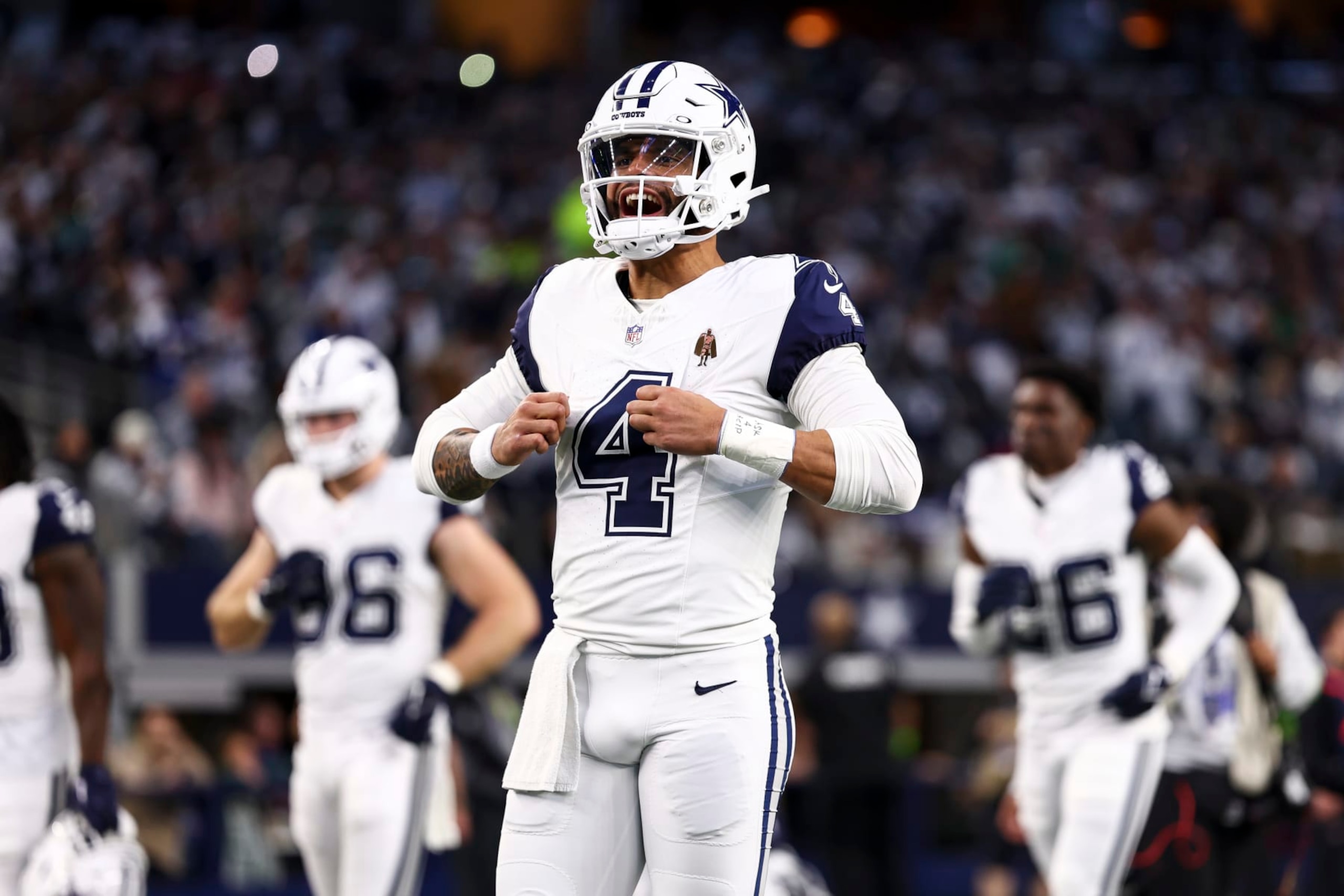 ARLINGTON, TX - DECEMBER 10: Dak Prescott #4 of the Dallas Cowboys screams prior to an NFL football game against the Philadelphia Eagles at AT&T Stadium on December 10, 2023 in Arlington, Texas. (Photo by Kevin Sabitus/Getty Images)