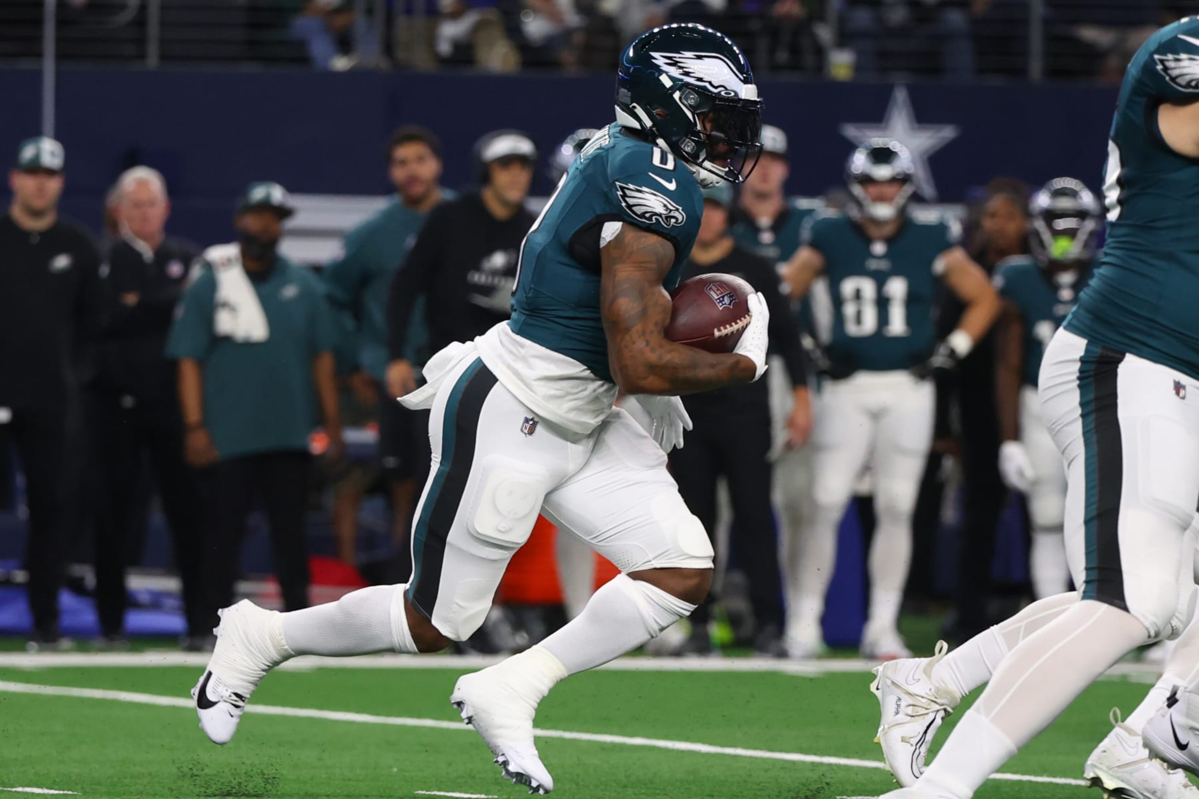 ARLINGTON, TEXAS - DECEMBER 10: D'Andre Swift #0 of the Philadelphia Eagles carries the ball during the first quarter against the Dallas Cowboys at AT&T Stadium on December 10, 2023 in Arlington, Texas. (Photo by Richard Rodriguez/Getty Images)