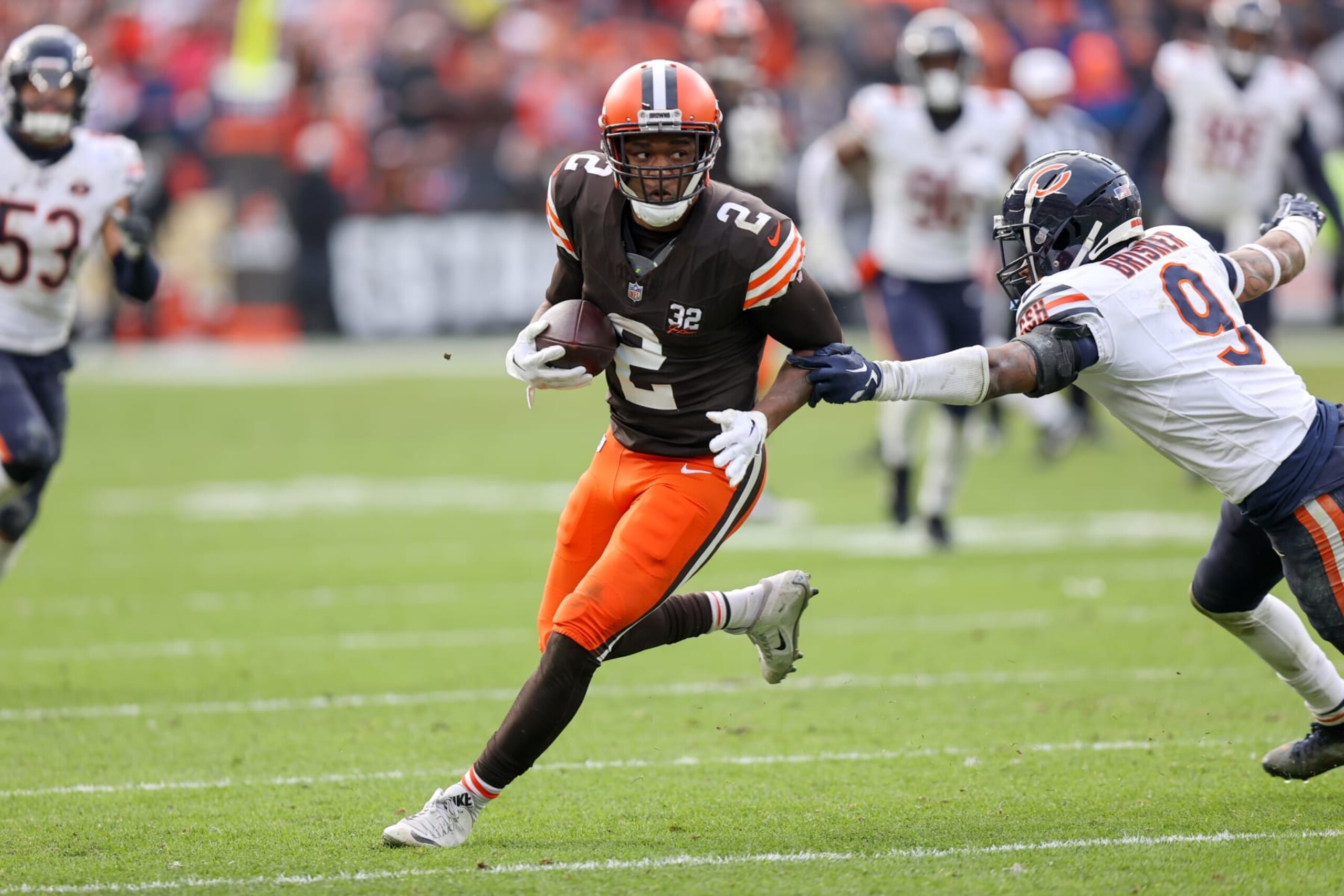 CLEVELAND, OH - DECEMBER 17: Cleveland Browns wide receiver Amari Cooper (2) eludes Chicago Bears safety Jaquan Brisker (9) as he scores on a 51-yard touchdown catch during the fourth quarter of the National Football League game between the Chicago Bears and Cleveland Browns on December 17, 2023, at Cleveland Browns Stadium in Cleveland, OH. (Photo by Frank Jansky/Icon Sportswire via Getty Images) CLEVELAND, OH - DECEMBER 17: Cleveland Browns wide receiver Amari Cooper (2) eludes Chicago Bears safety Jaquan Brisker (9) as he scores on a 51-yard touchdown catch during the fourth quarter of the National Football League game between the Chicago Bears and Cleveland Browns on December 17, 2023, at Cleveland Browns Stadium in Cleveland, OH. (Photo by Frank Jansky/Icon Sportswire via Getty Images)