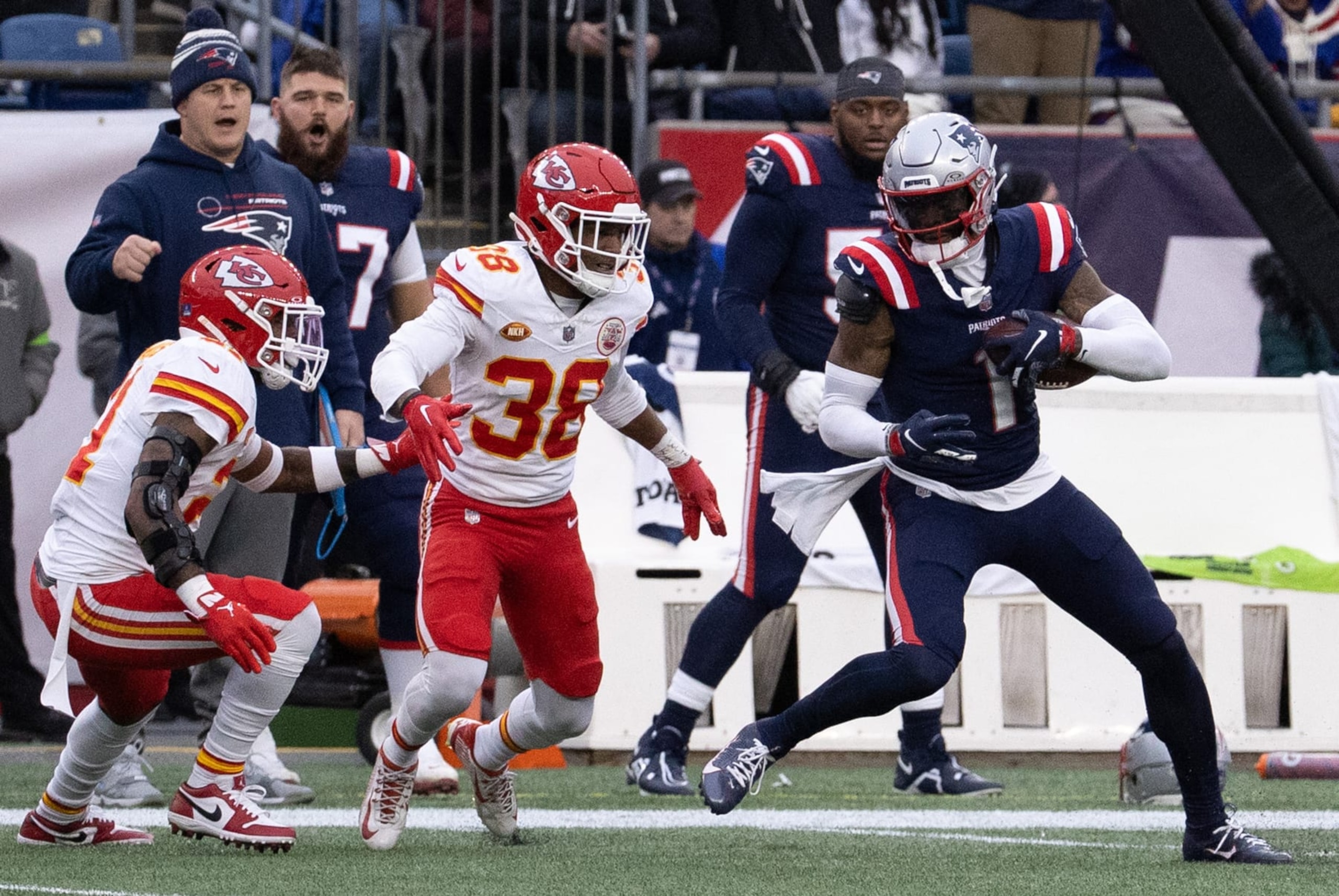 iFOXBOROUGH, MA - DECEMBER 17: New England Patriots wide receiver DeVante Parker (1) turns after a reception as Kansas City Chiefs cornerback L'Jarius Sneed (38) moves in during a game between the New England Patriots and the Kansas City Chiefs on December 17, 2023, at Gillette Stadium in Foxborough, Massachusetts. (Photo by Fred Kfoury III/Icon Sportswire via Getty Images)