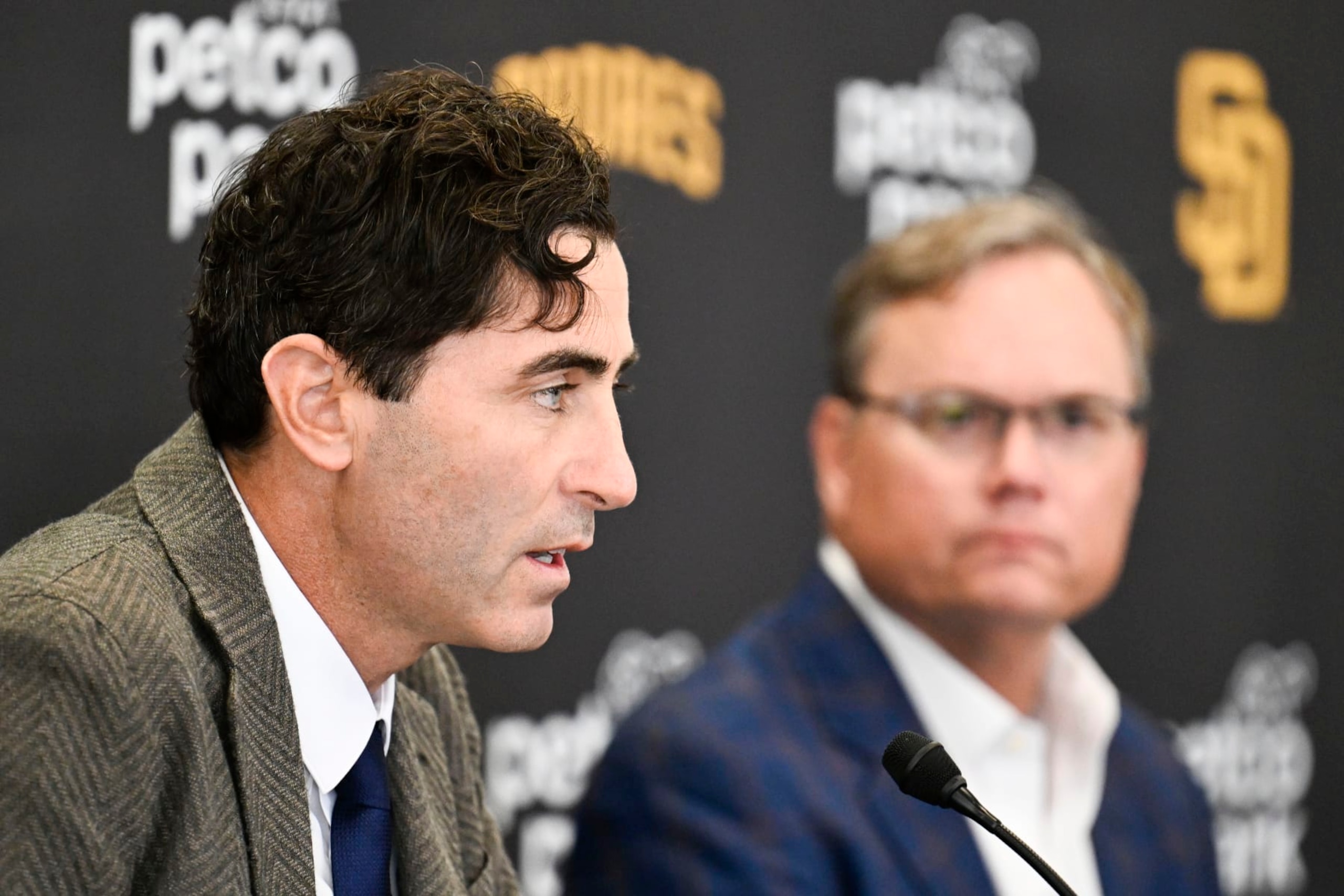 A.J. Preller (L) and Mike Shildt (R)