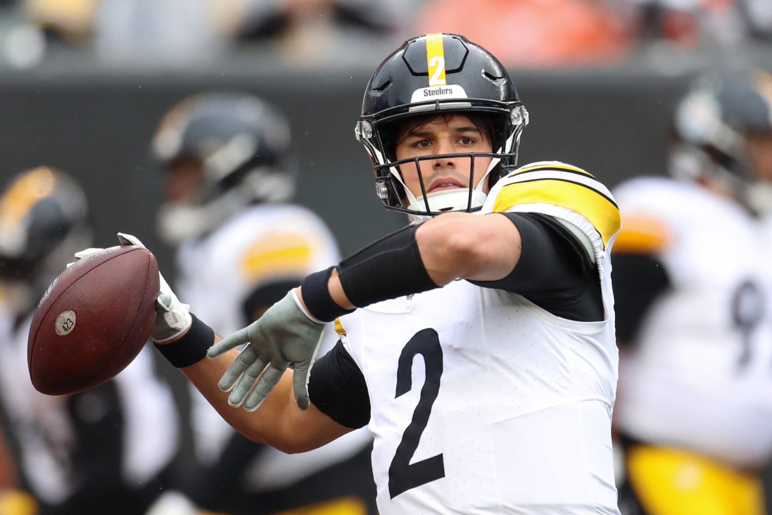 CINCINNATI, OH - NOVEMBER 26: Pittsburgh Steelers quarterback Mason Rudolph (2) warms up before the game against the Pittsburgh Steelers and the Cincinnati Bengals on November 26, 2023, at Paycor Stadium in Cincinnati, OH. (Photo by Ian Johnson/Icon Sportswire via Getty Images) CINCINNATI, OH - NOVEMBER 26: Pittsburgh Steelers quarterback Mason Rudolph (2) warms up before the game against the Pittsburgh Steelers and the Cincinnati Bengals on November 26, 2023, at Paycor Stadium in Cincinnati, OH. (Photo by Ian Johnson/Icon Sportswire via Getty Images)
