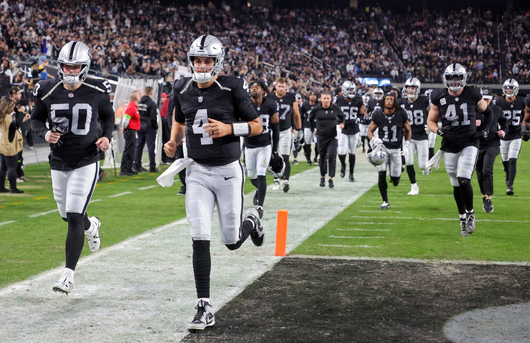 Raiders quarterback Aidan O'Connell (4)