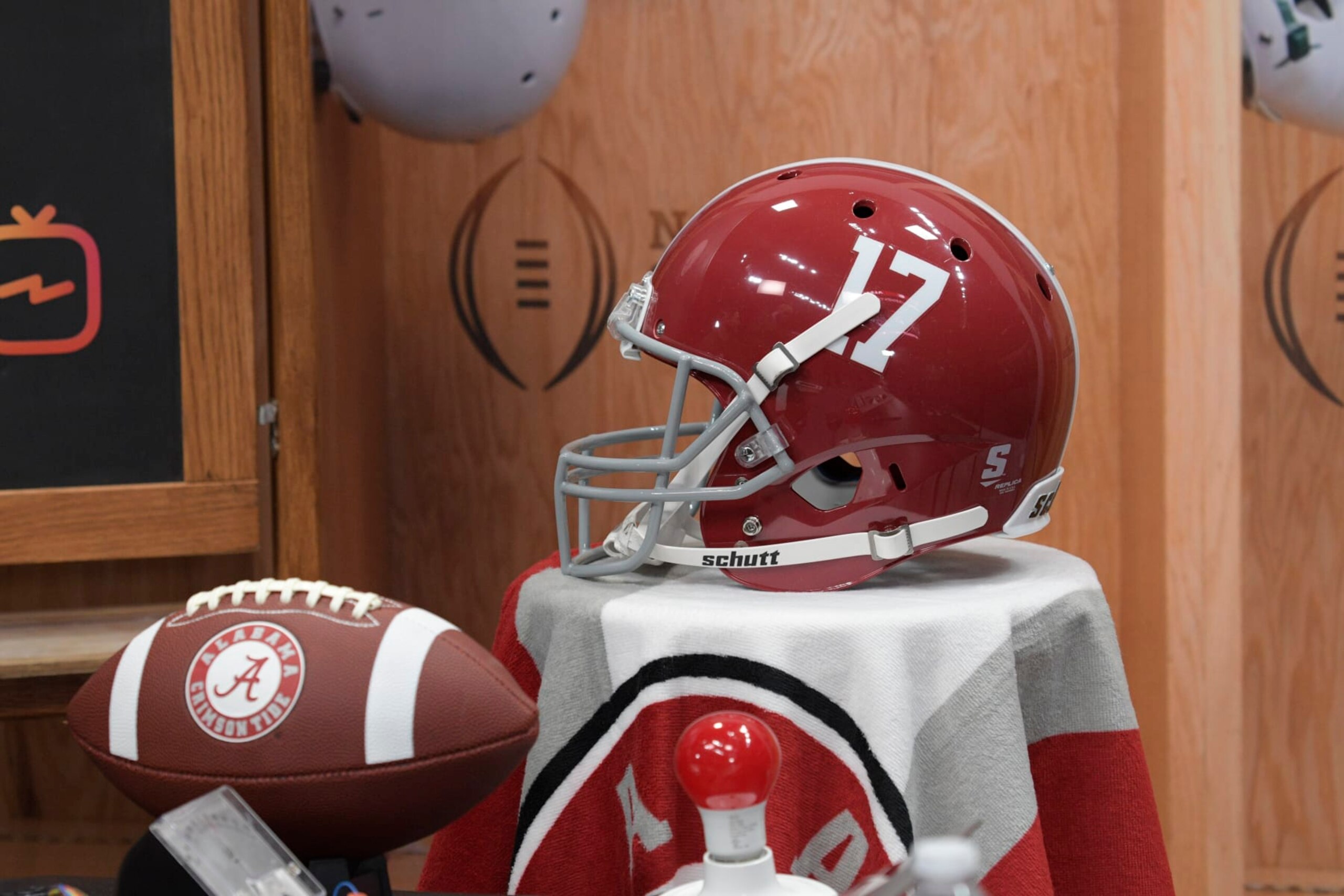 SAN JOSE, CA - JANUARY 05: The Alabama Crimson Tide helmet on display during the Alabama Crimson Tide's Media Day for the College Football Playoff National Championship on January 5, 2019, at the SAP Center in San Jose, CA. (Photo by Douglas Stringer/Icon Sportswire via Getty Images)