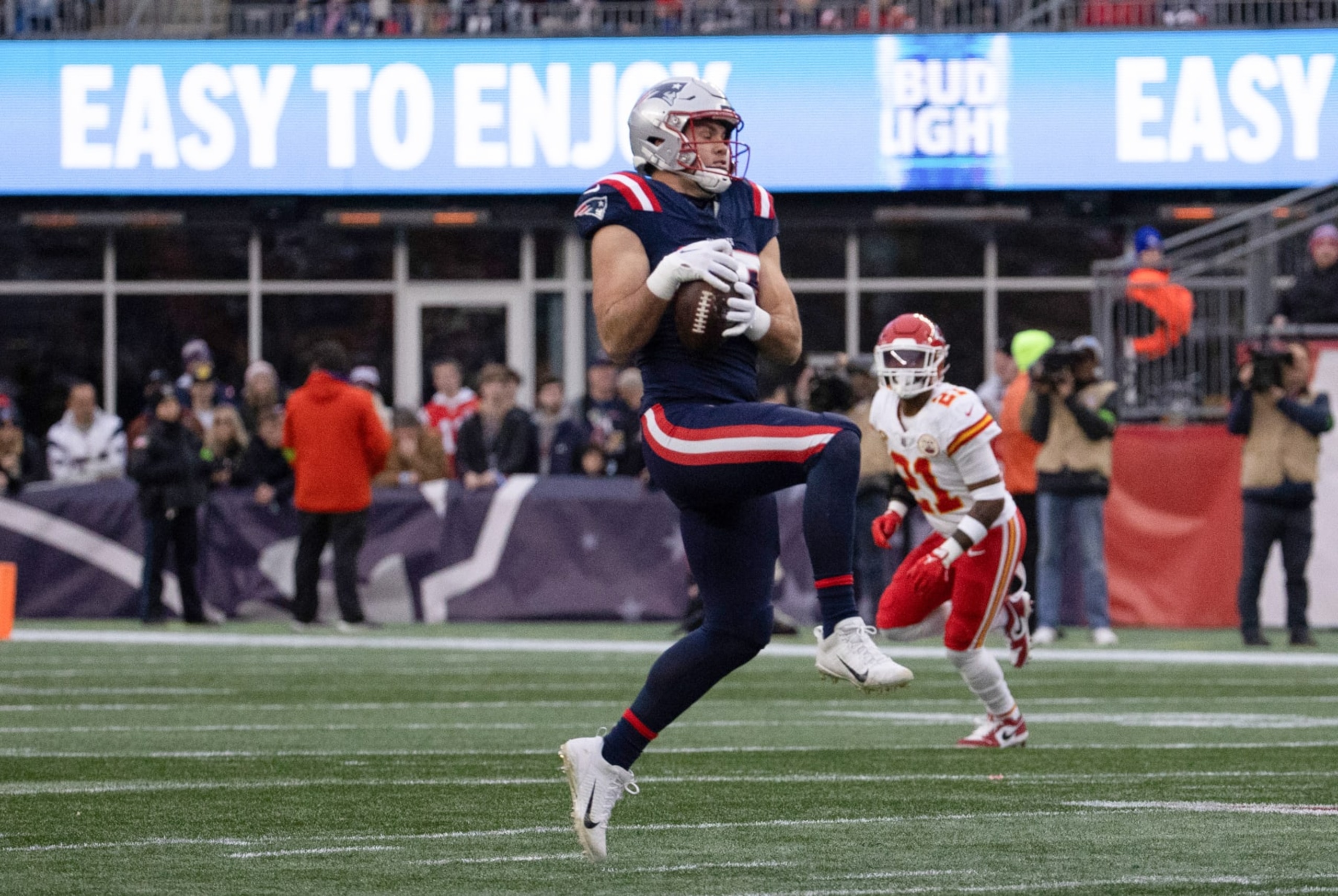 Patriots TE Hunter Henry
