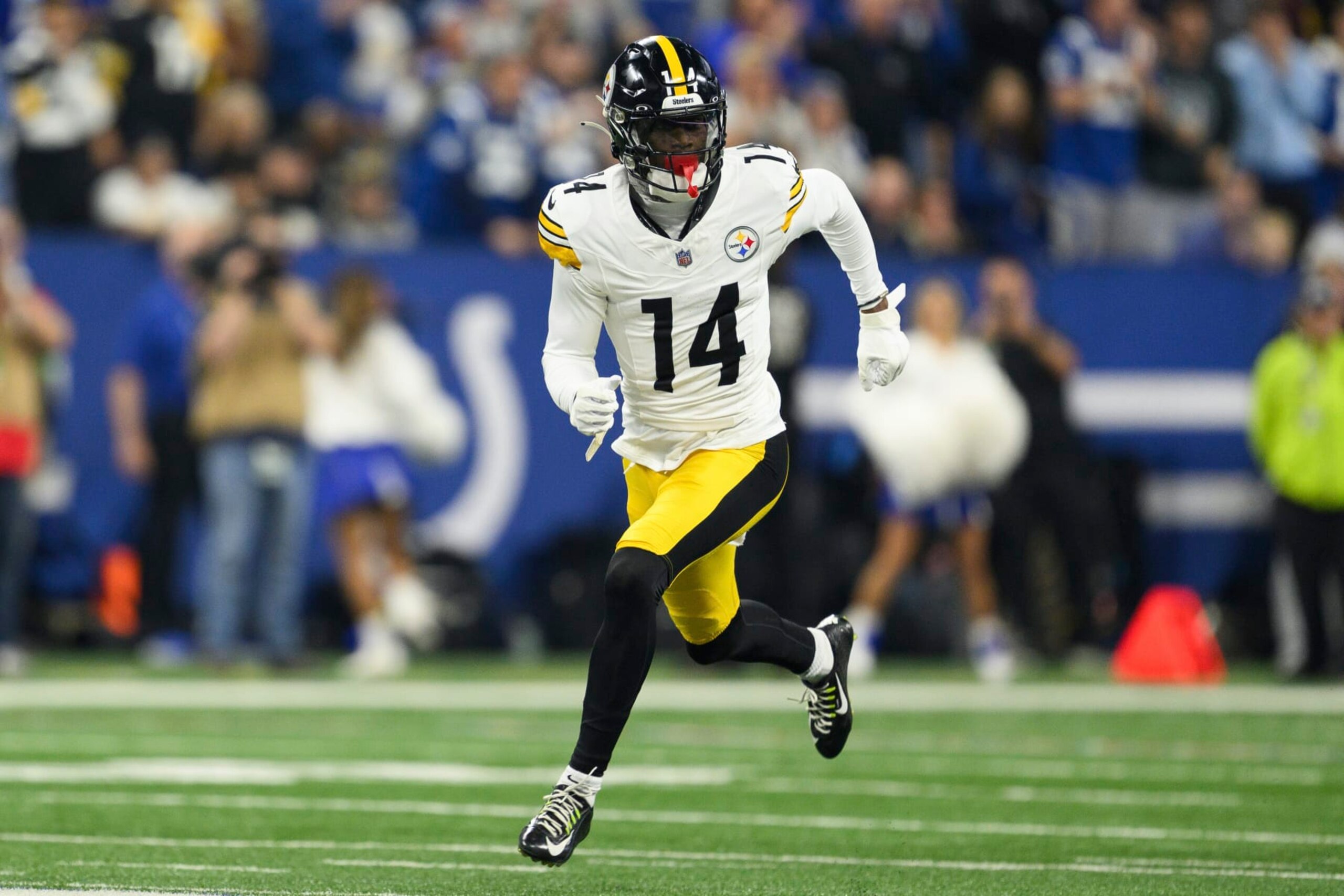 Pittsburgh Steelers wide receiver George Pickens (14) sprints. Down the field during an NFL football game against the Indianapolis Colts, Saturday, Dec. 16, 2023, in Indianapolis. (AP Photo/Zach Bolinger)