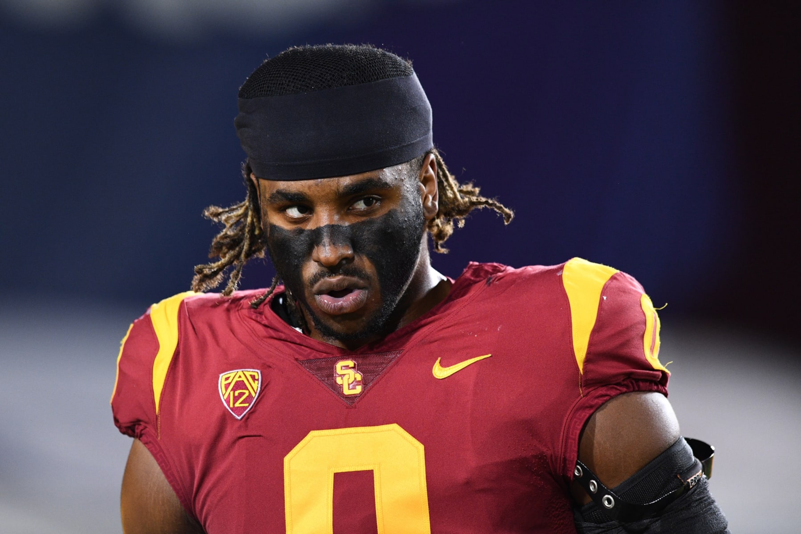 LOS ANGELES, CA - OCTOBER 01: USC Trojans rush end Korey Foreman (0) looks on during college football game between the Arizona State Sun Devils and the USC Trojans on October 1, 2022, at Los Angeles Memorial Coliseum in Los Angeles, CA. (Photo by Brian Rothmuller/Icon Sportswire via Getty Images)