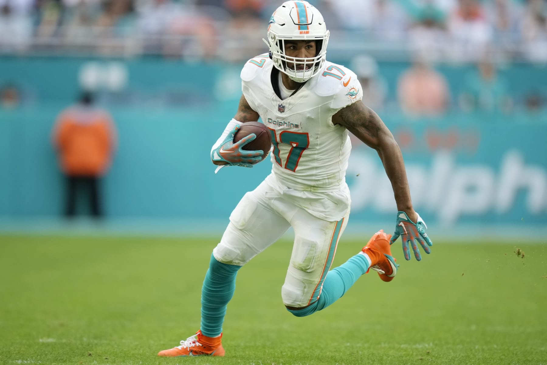 Dolphins WR Jaylen Waddle